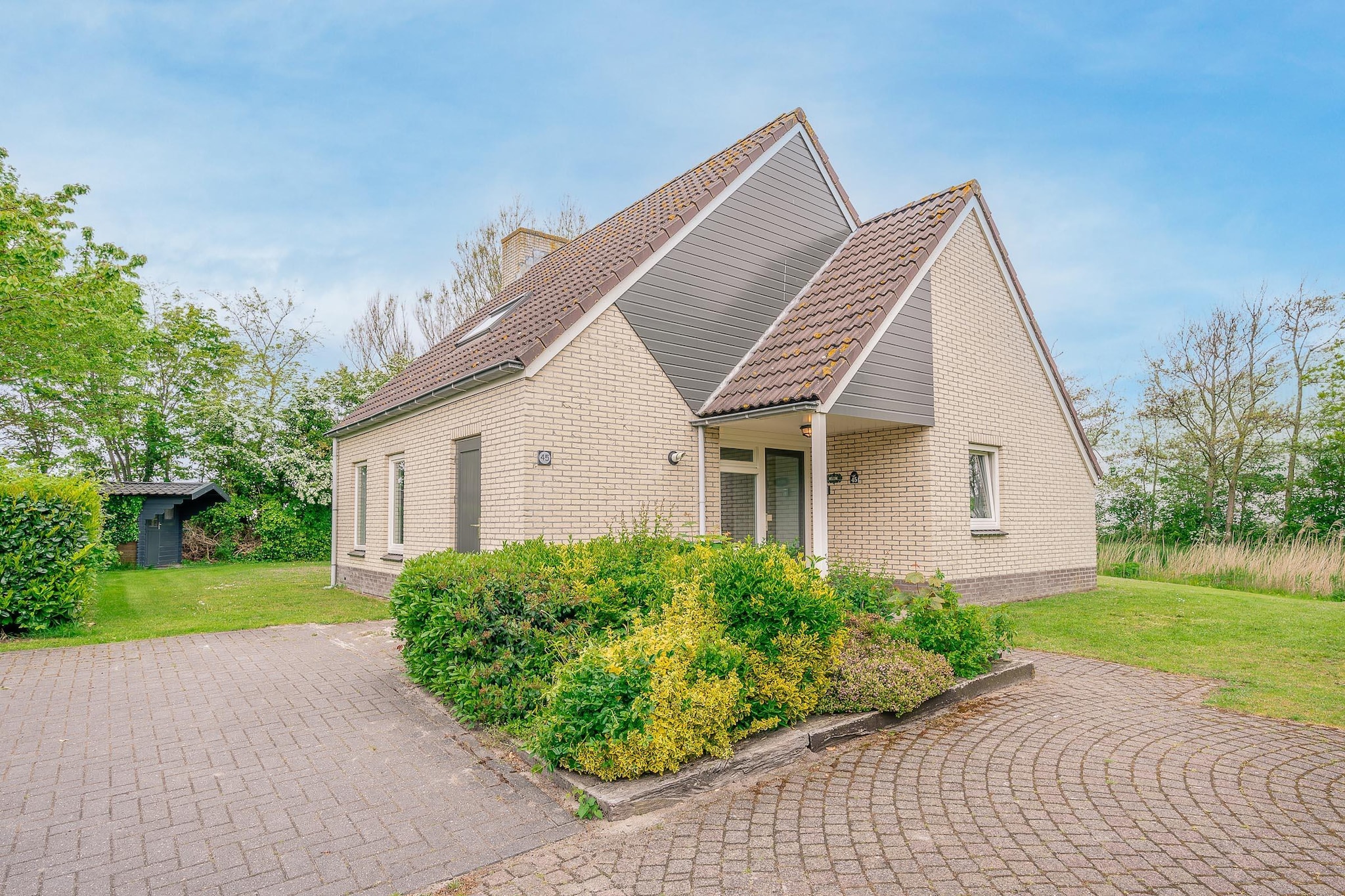 Kamperfoelie 45-Extérieur été