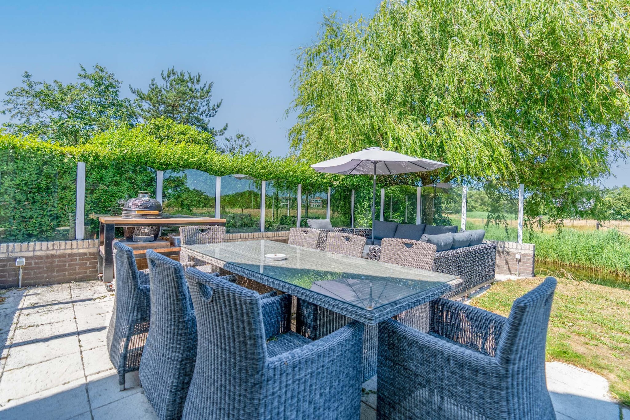 Kamperfoelie 67-Terrasse / balcon