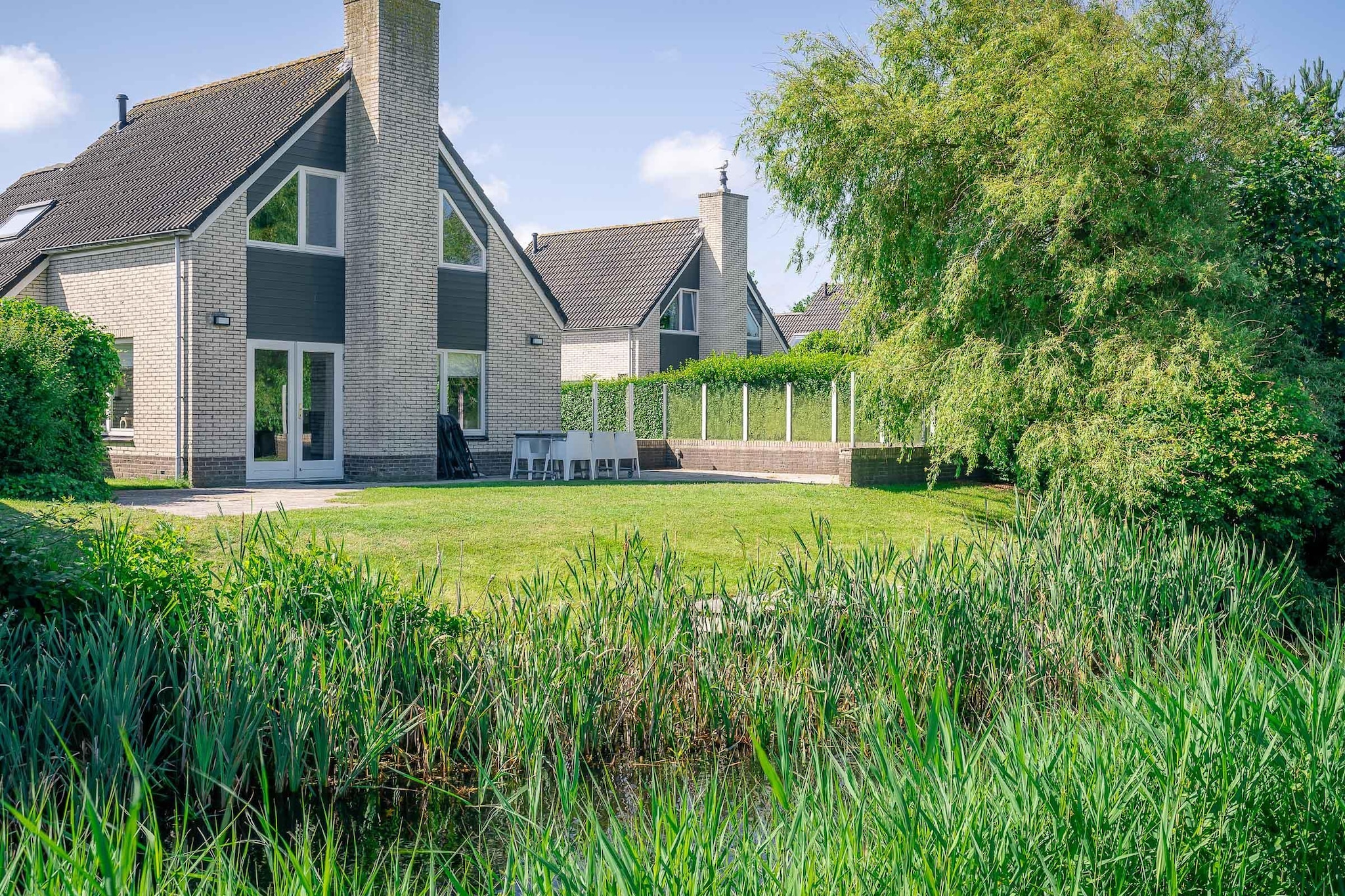 Kamperfoelie 67-Extérieur été