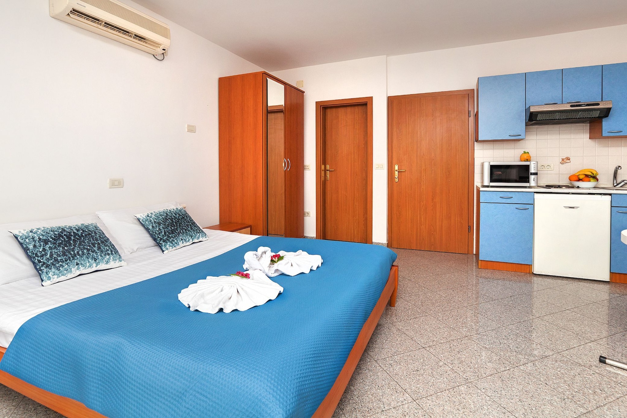 Splendid Beachfront Medveja Apartments in Medveja, Primorje-Gorski Kotar County, offer modern accommodations right on the stunning Medveja Beach. Guests enjoy direct access to the clear waters of the Adriatic and can relax with sea views from their apartments. Located near Opatija, the apartments provide a peaceful seaside stay with nearby attractions and activities.

Note:

Private parking is available, reservation is not required.
Wi-Fi is available throughout the property.
Pets are not allowed.
Baby cot is available on request.

This studio apartment can accommodate up to two guests. It features a cable TV and is combined with a living room seating area, and kitchen. The private bathroom is equipped with a shower and toilet.

Thanks to its excellent location, everything you'll need for your vacation is just a short walk away from the property. Grocery stores, cafes, restaurants—everything is within a 200 m radius. The beach is 50 m away from the property.

The airport is 24 km away from the property.