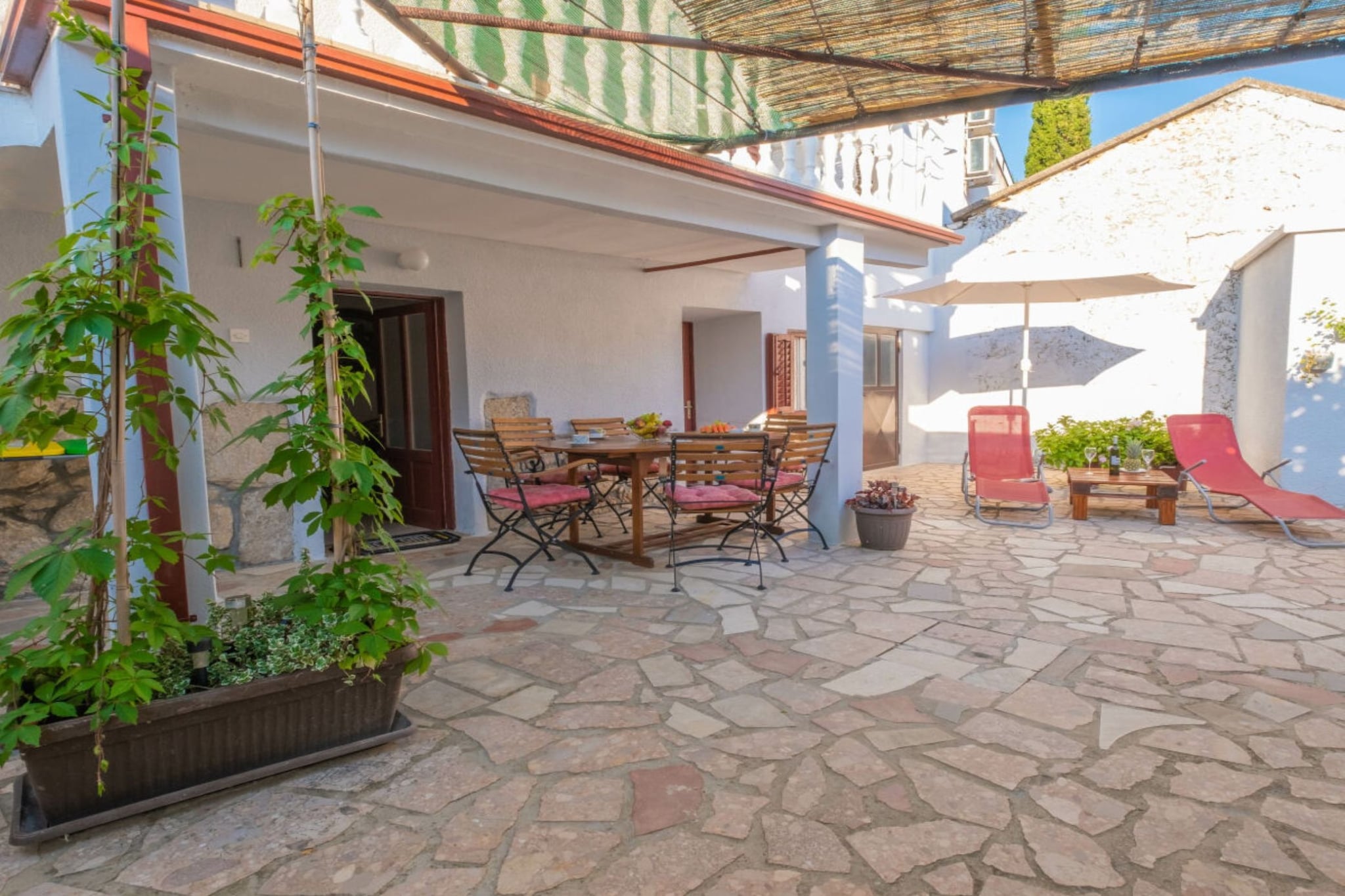 Exquisite Holiday Home with Private Pool and Sauna - Three Bedroom Holiday Home-Im Freien