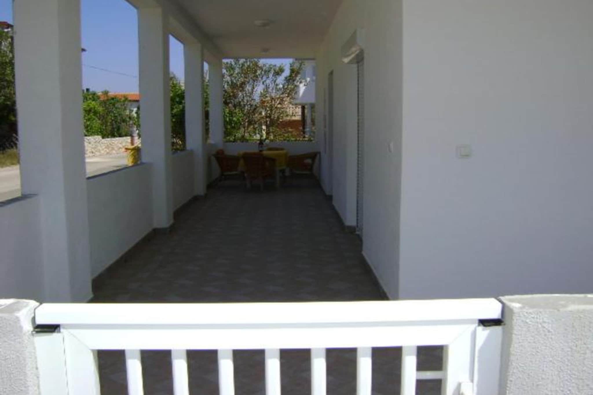 One Bedroom Apartment-Terrasse / balcon