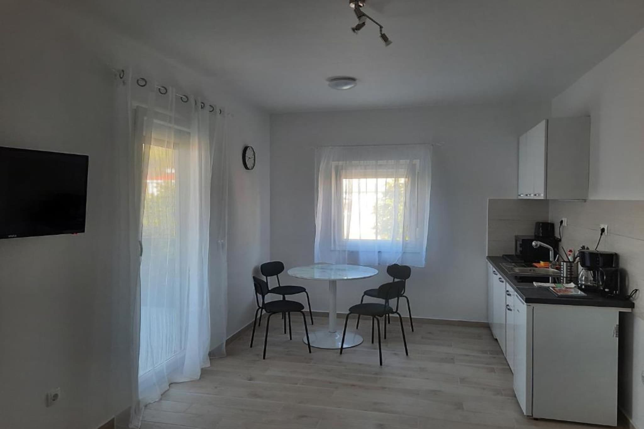 Studio Apartment-Salle à manger