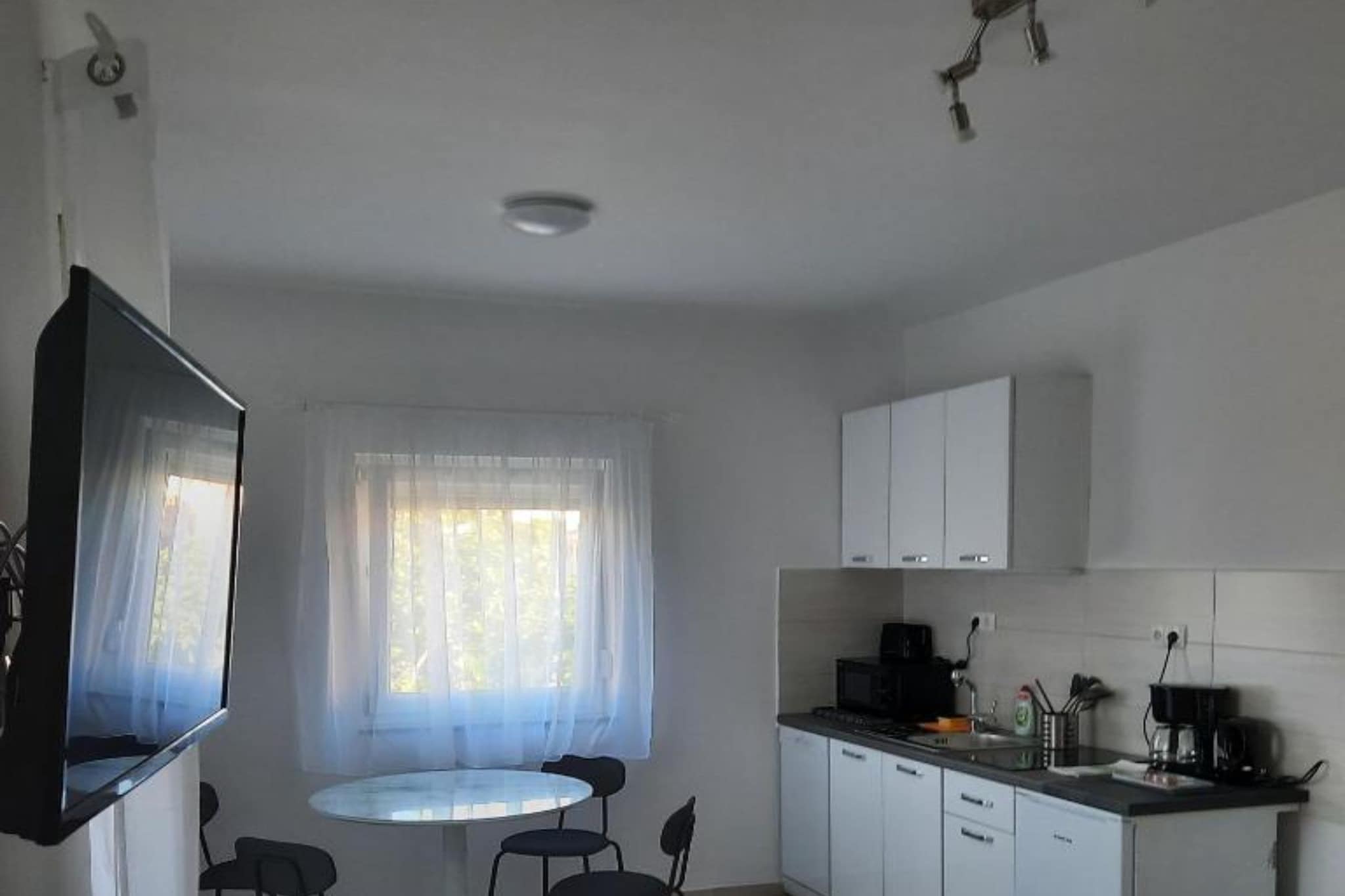 Studio Apartment-Cuisine