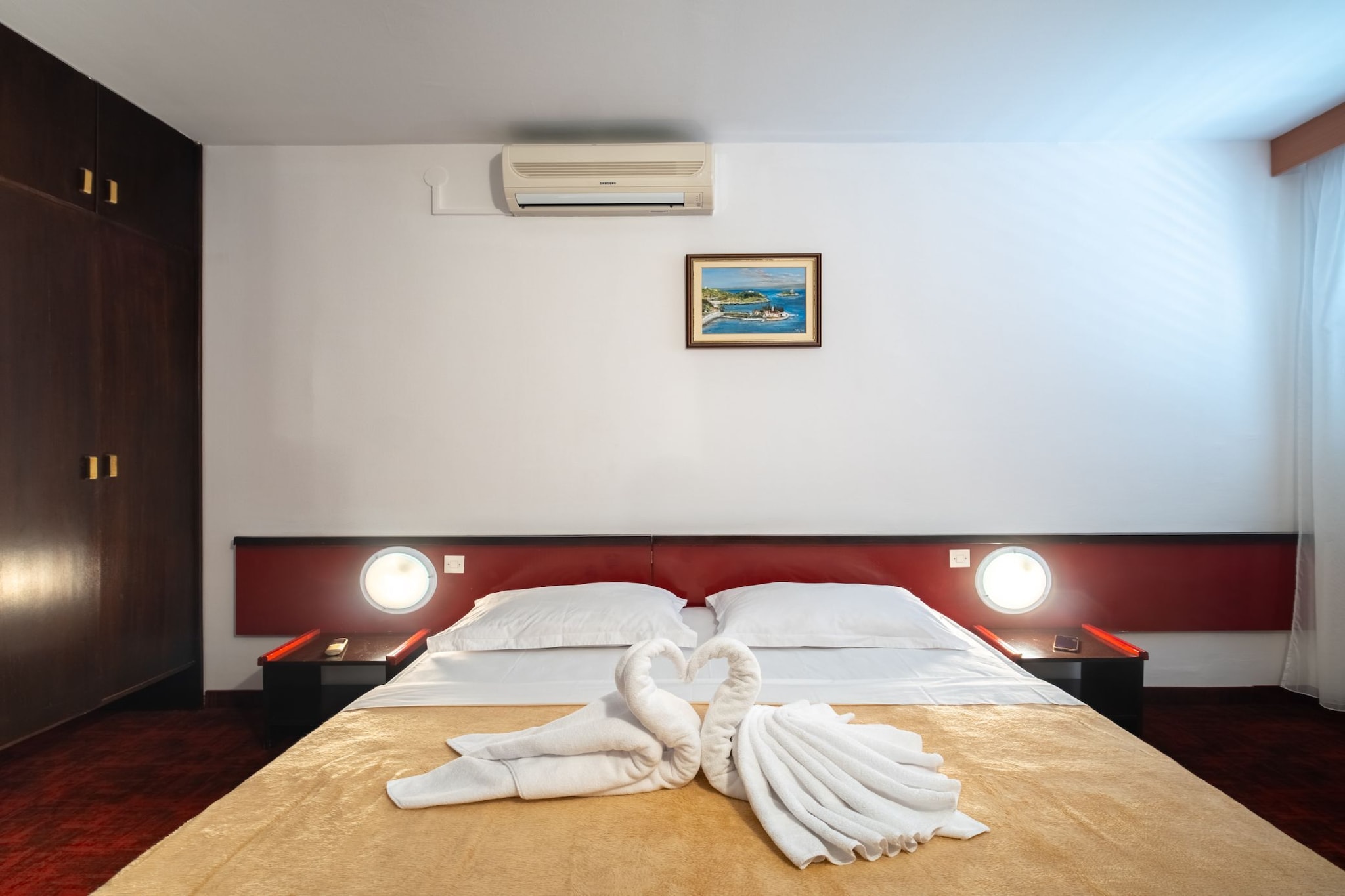 Hotel Issa - Double Room Sea View 6-Chambre