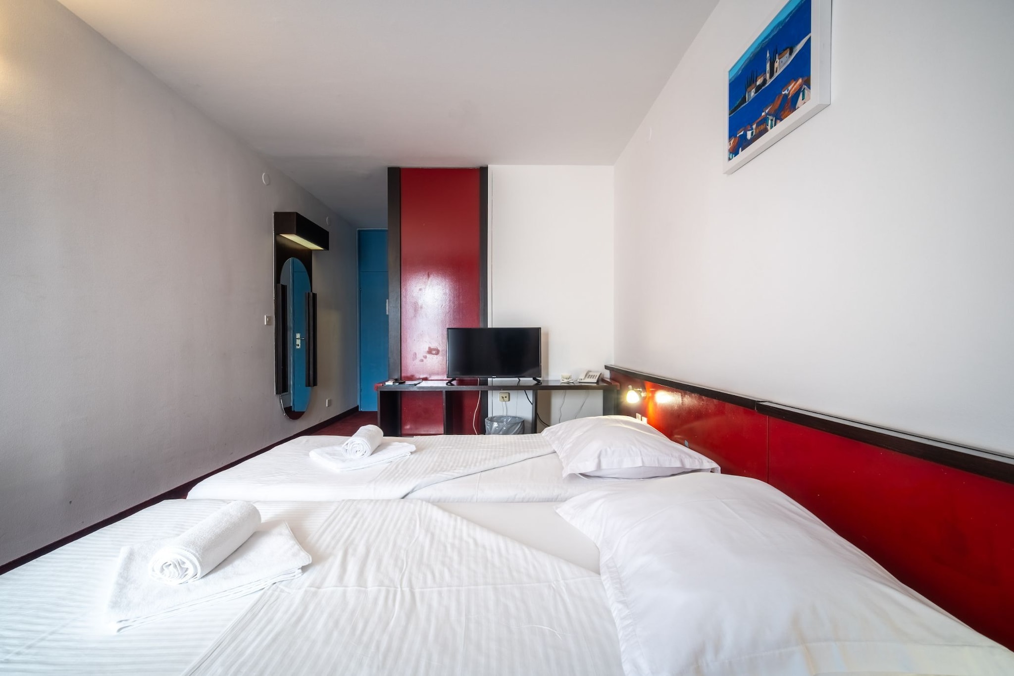 Hotel Issa - Double Room Sea View 13-Chambre
