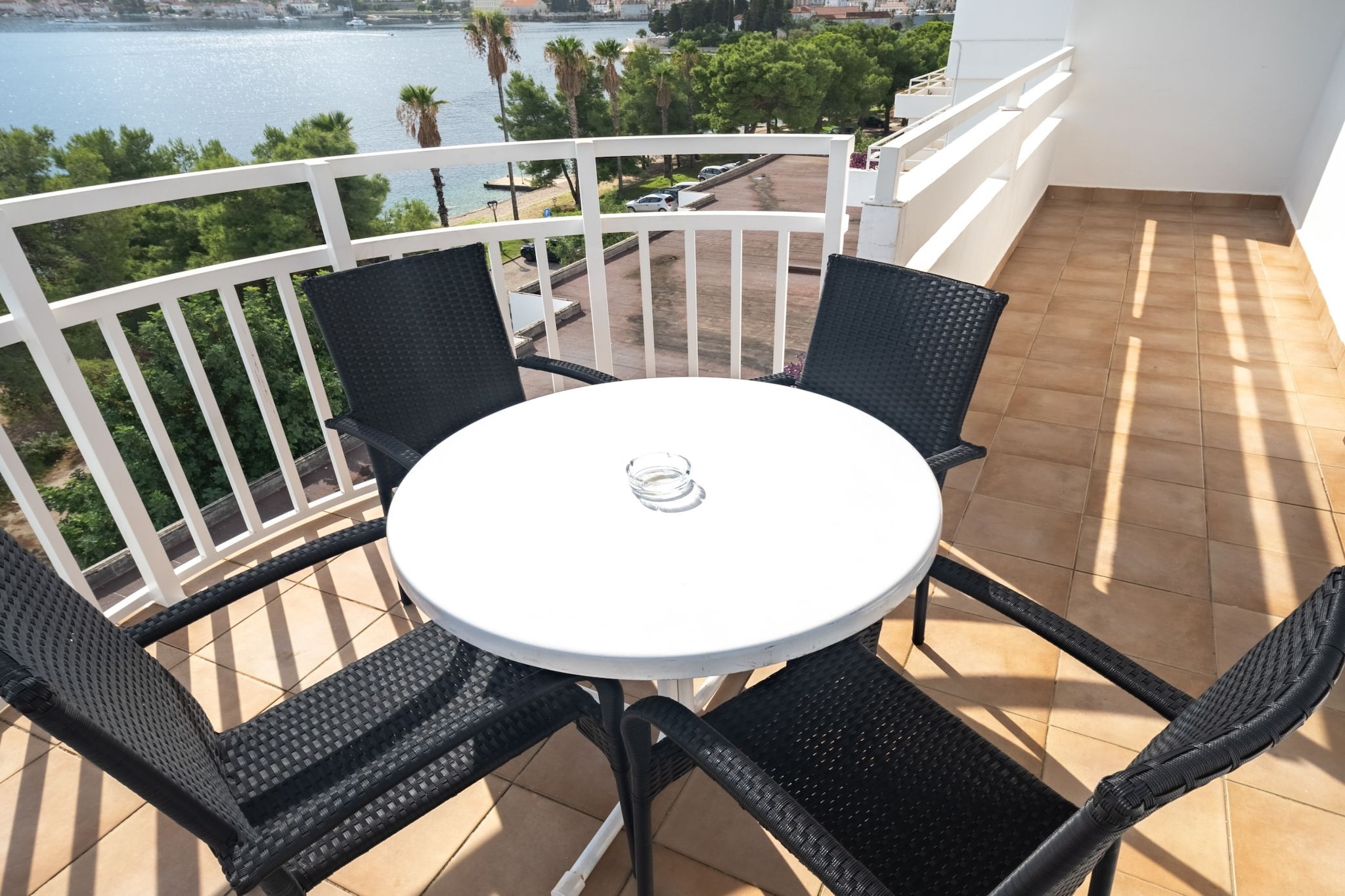 Hotel Issa - Double Room Sea View 13-Terrasse / balcon