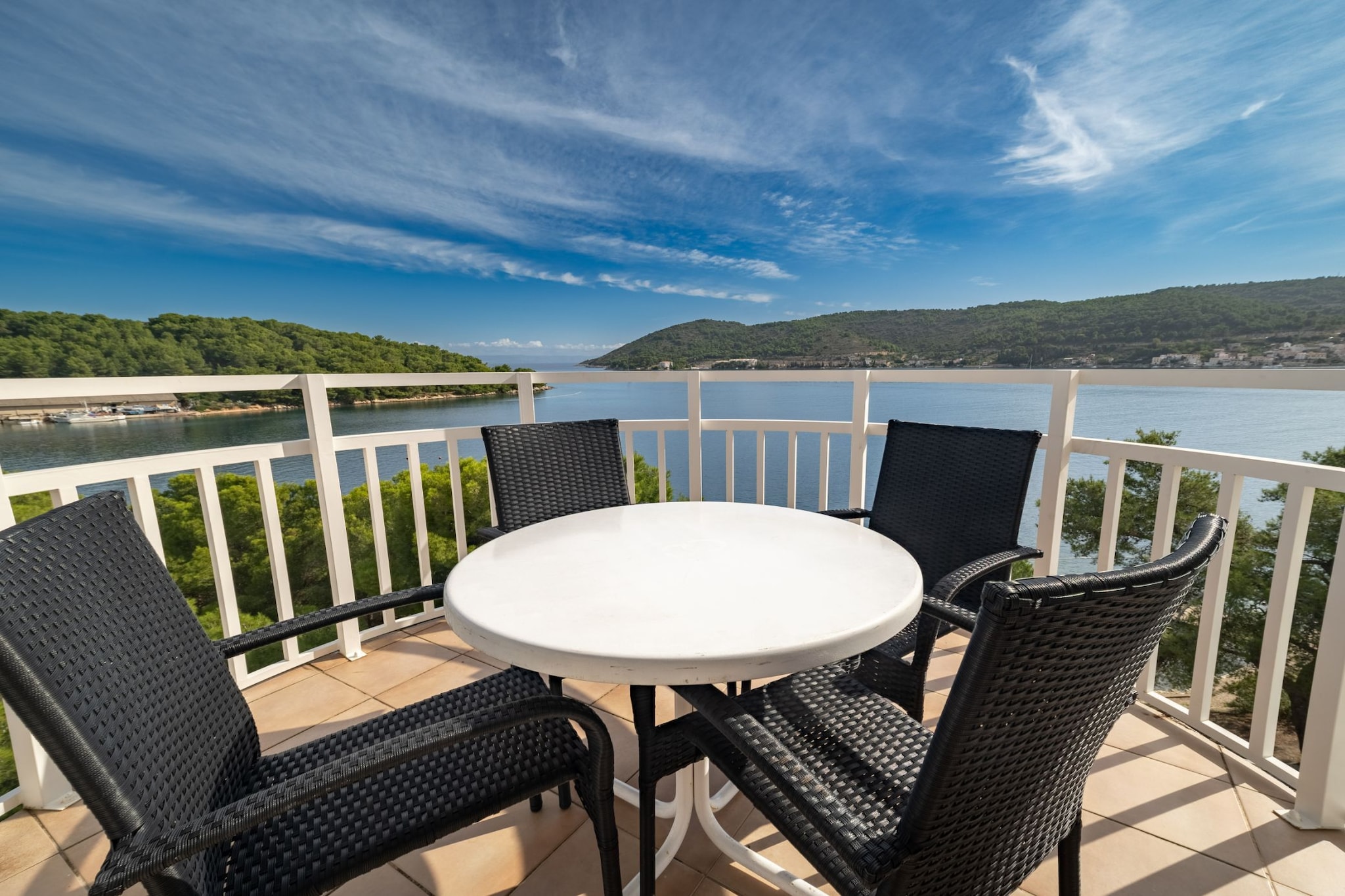 Hotel Issa - Double Room Sea View 18-Terrasse / balcon