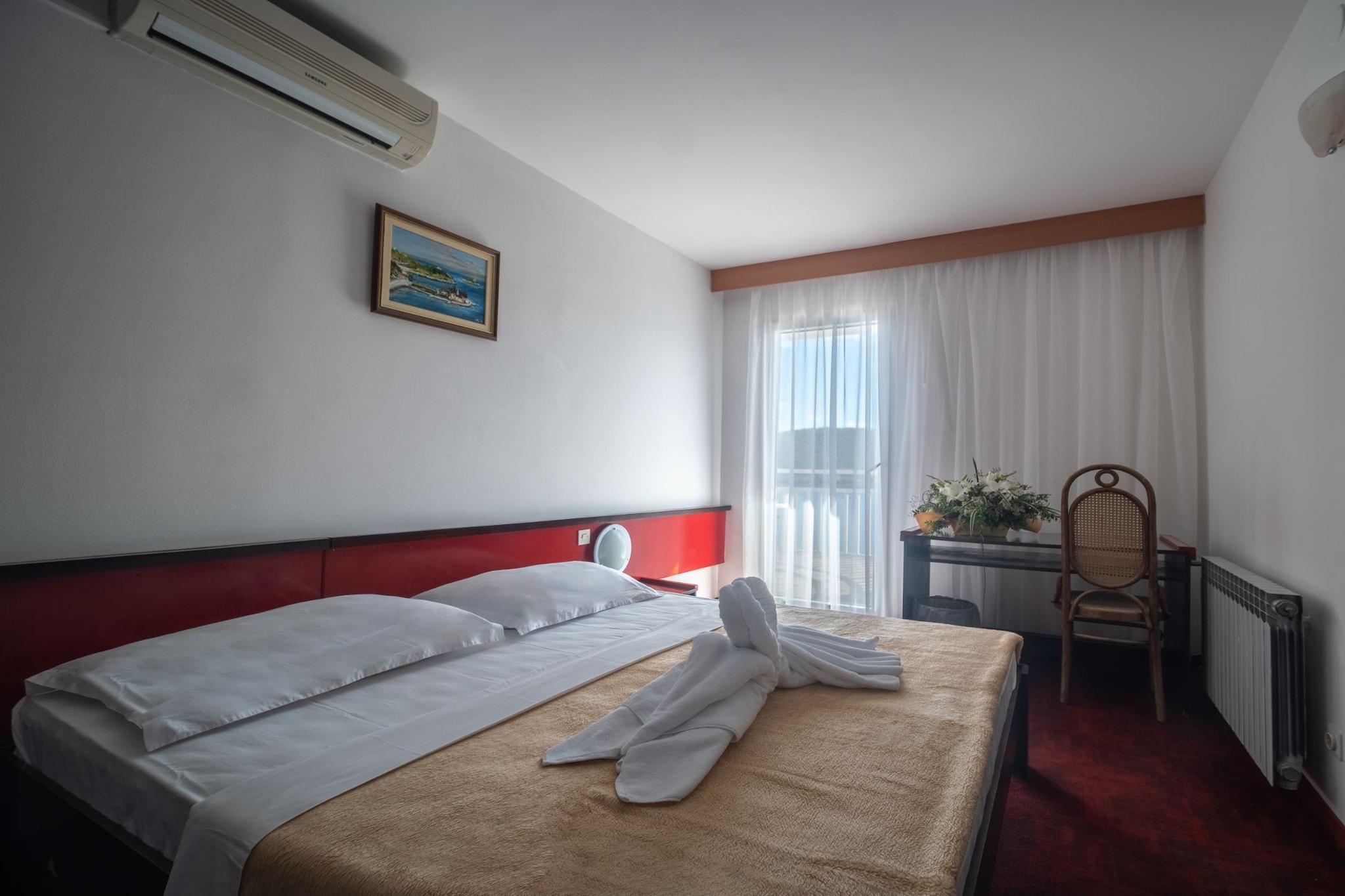 Hotel Issa - Double Room Sea View 18-Chambre