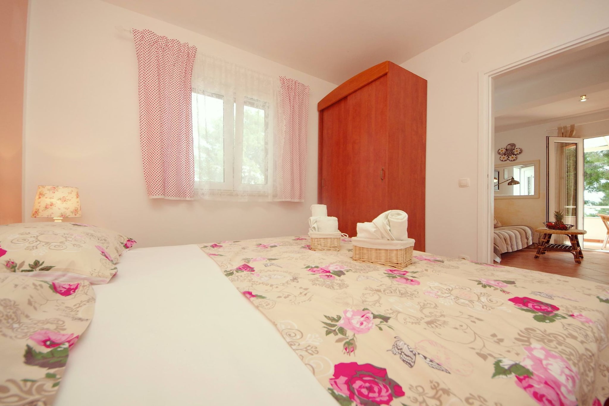 Seafront Apartments Deveron - One Bedroom Apartment  with Balcony and Sea View (Zavala)-Bedroom