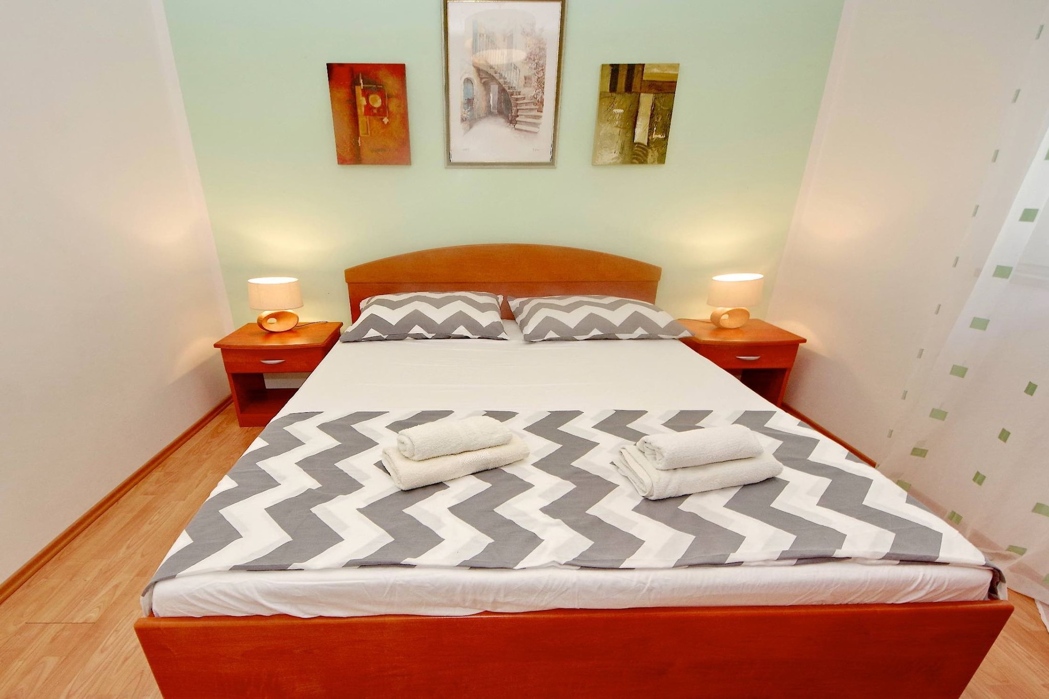 Seafront Apartments Deveron - Two Bedroom Apartment with Balcony and Sea View (Hvar)-Bedroom