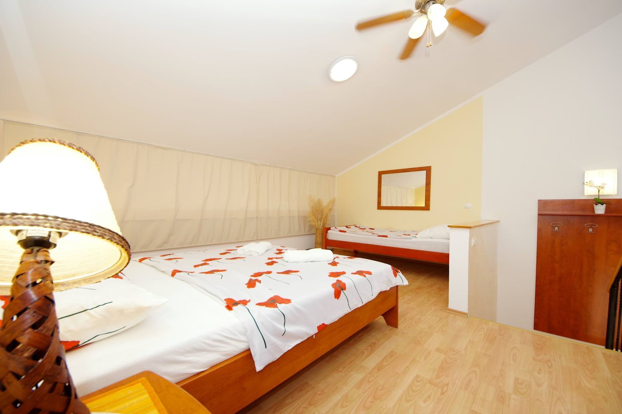 Seafront Apartments Deveron - Studio Apartment with Balcony and Sea View (Jelsa)-Bedroom