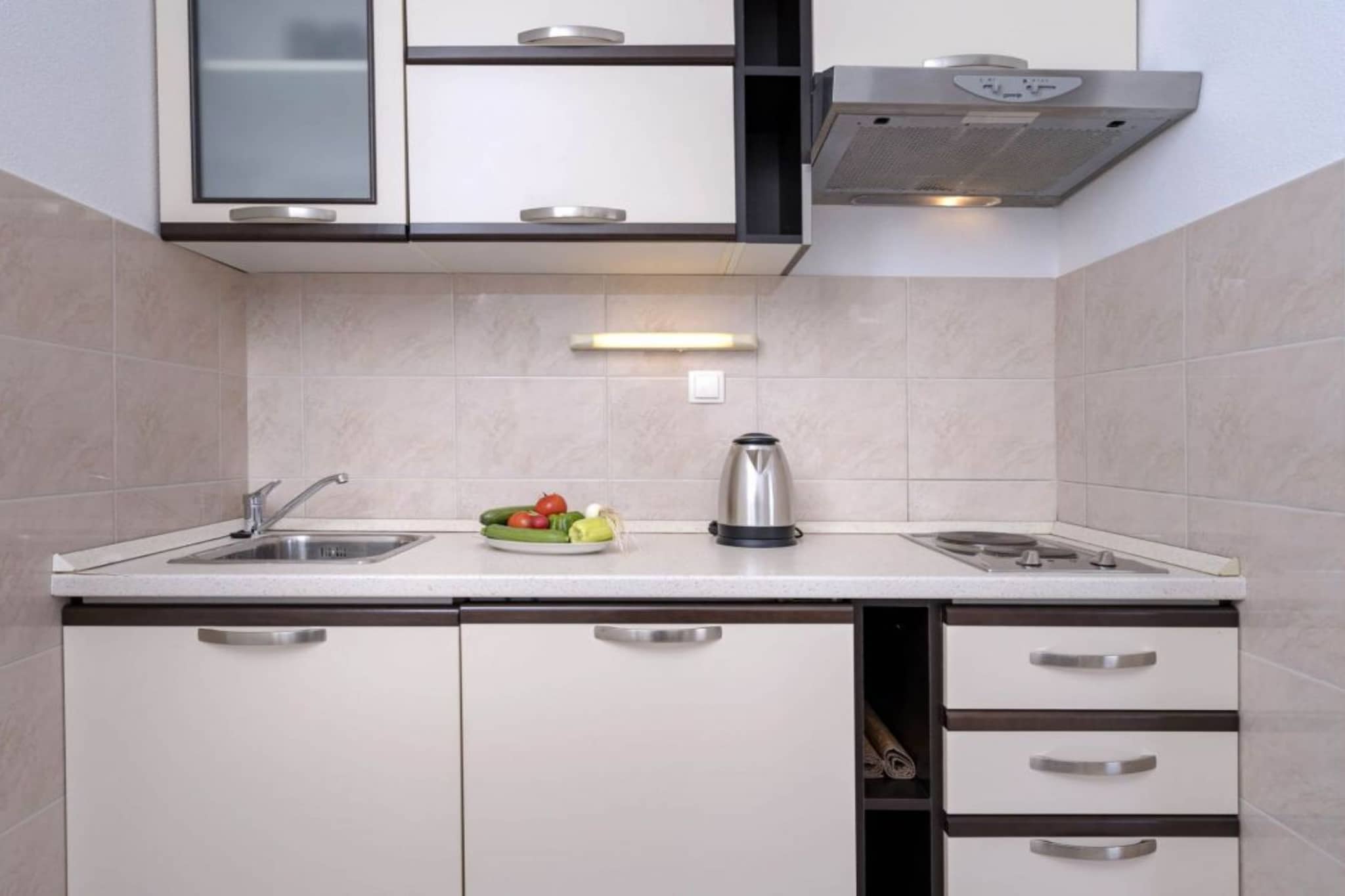 One Bedroom Apartment with Balcony and Sea View 2-Kitchen