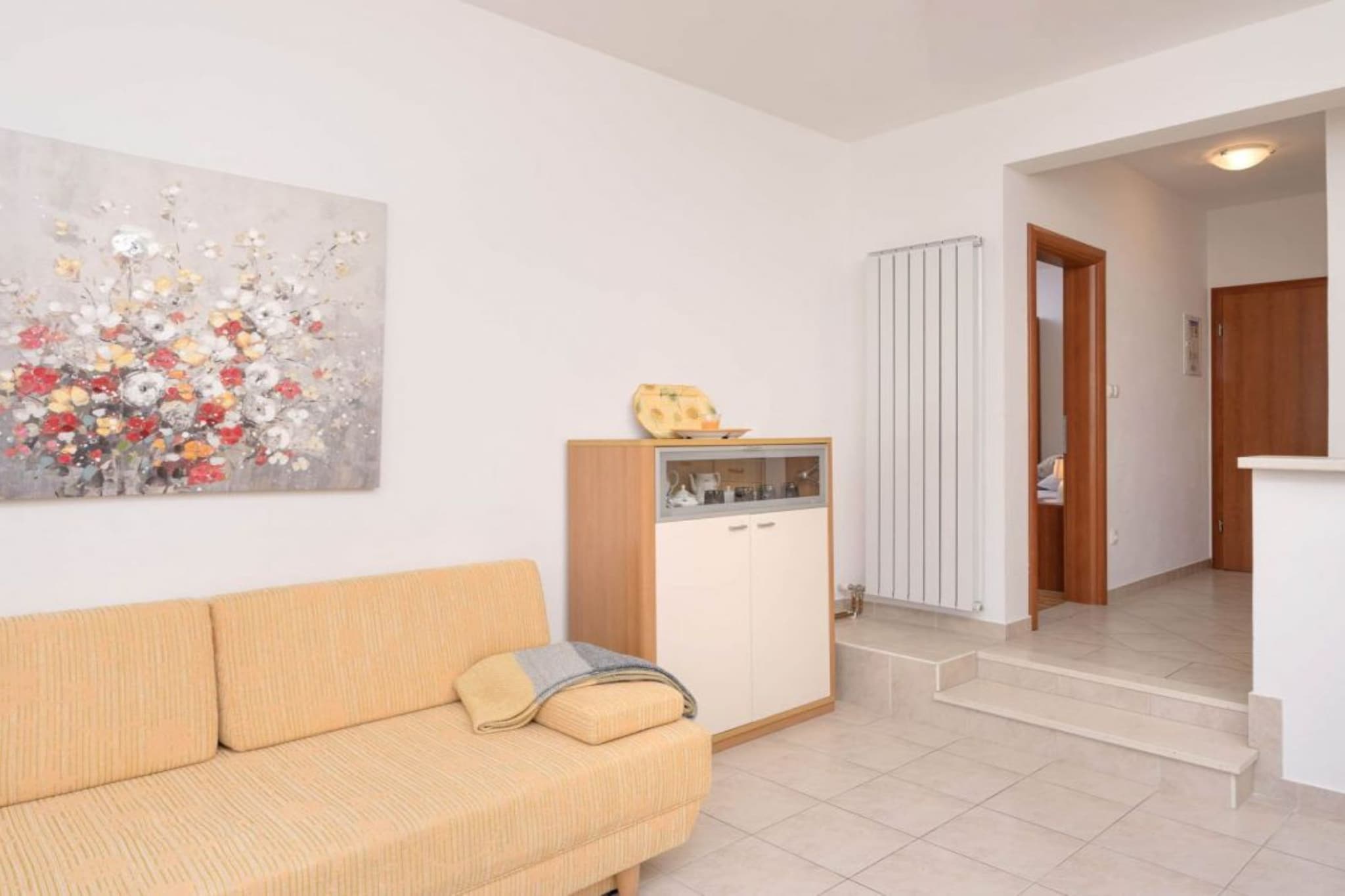 One Bedroom Apartment with Balcony 3
