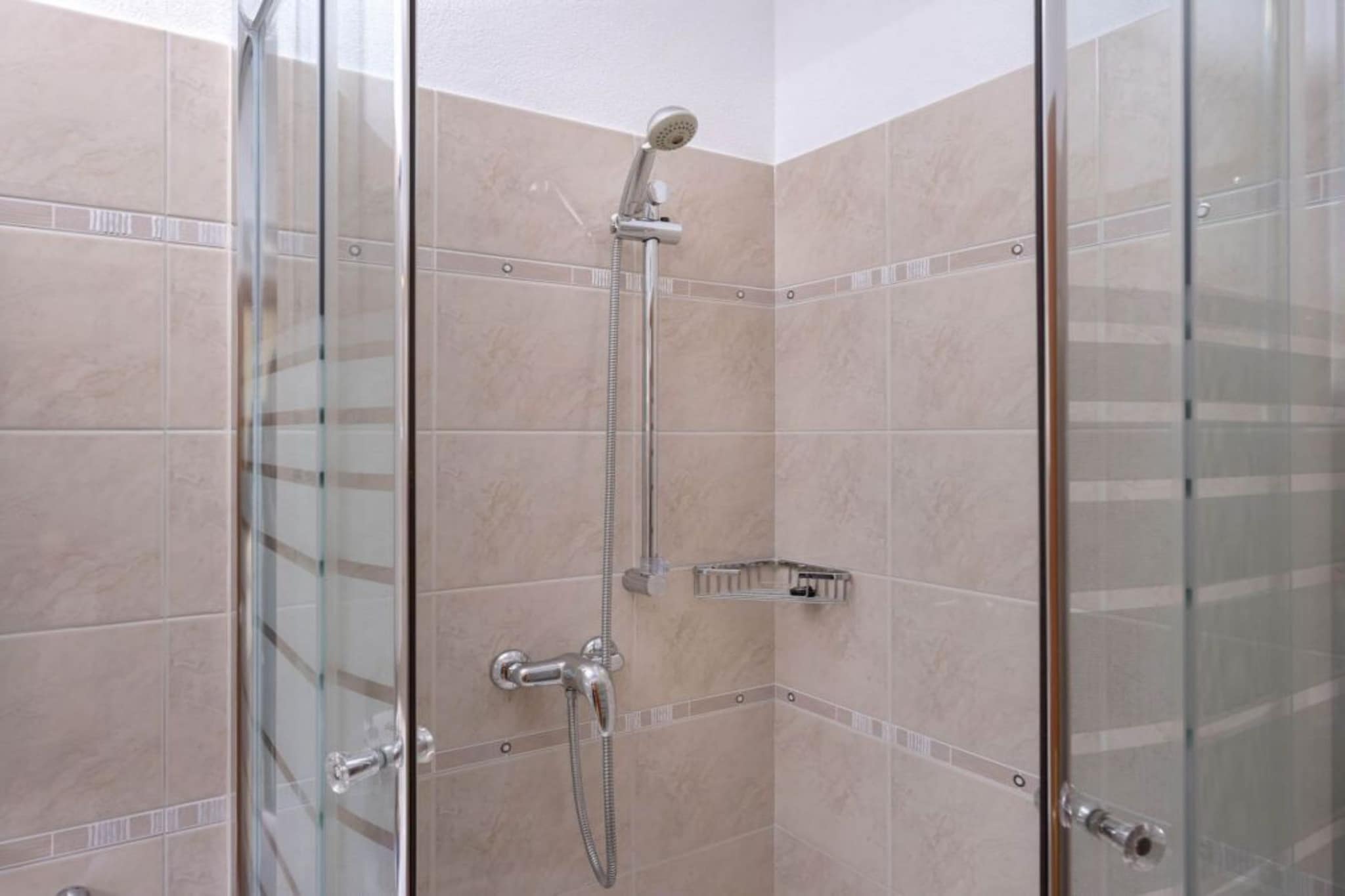 One Bedroom Apartment with Balcony 3-Bathroom