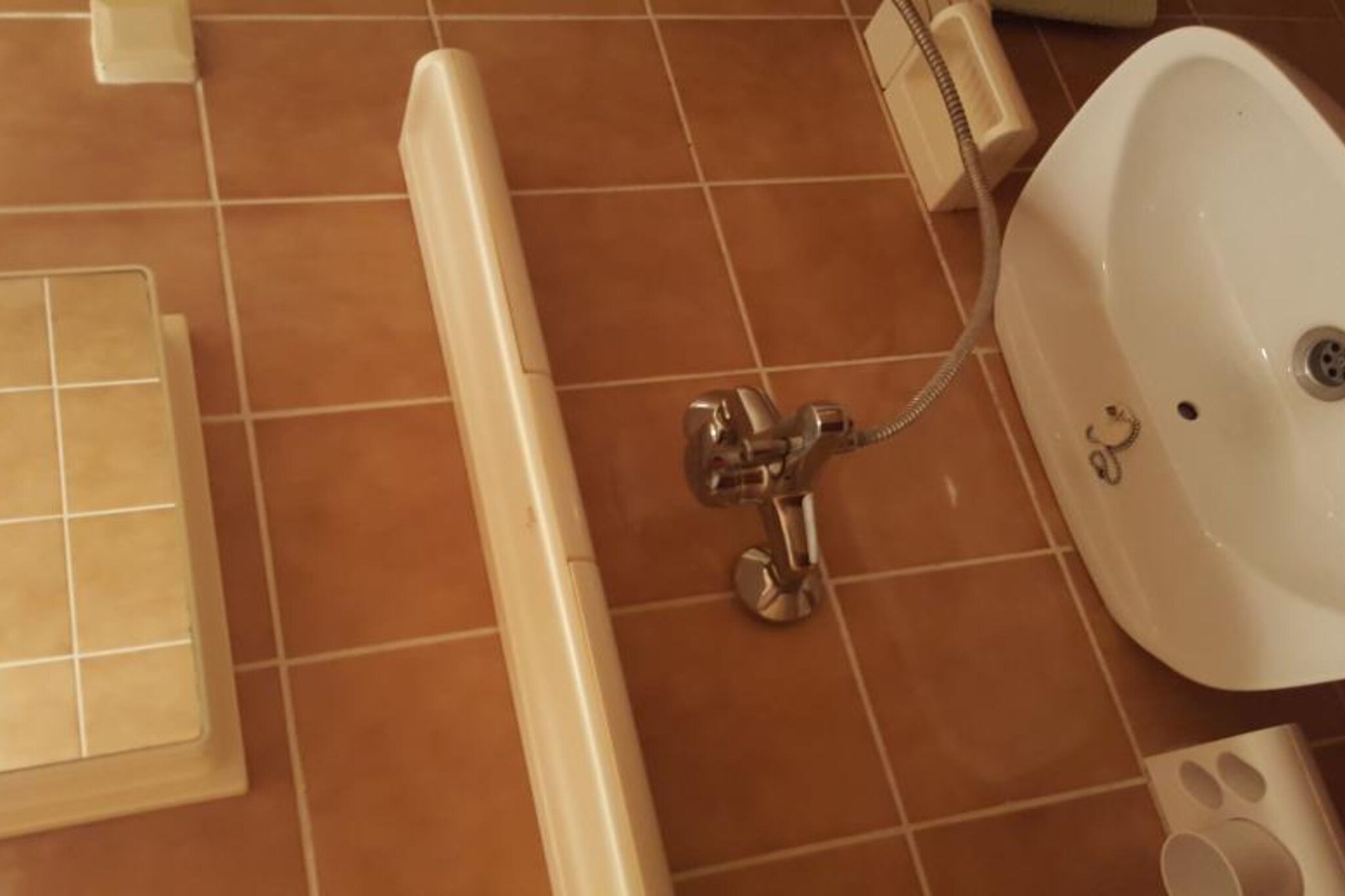 Comfortable Budva Rooms with Easy Access to Sveti Stefan - Double Room 3-Badkamer