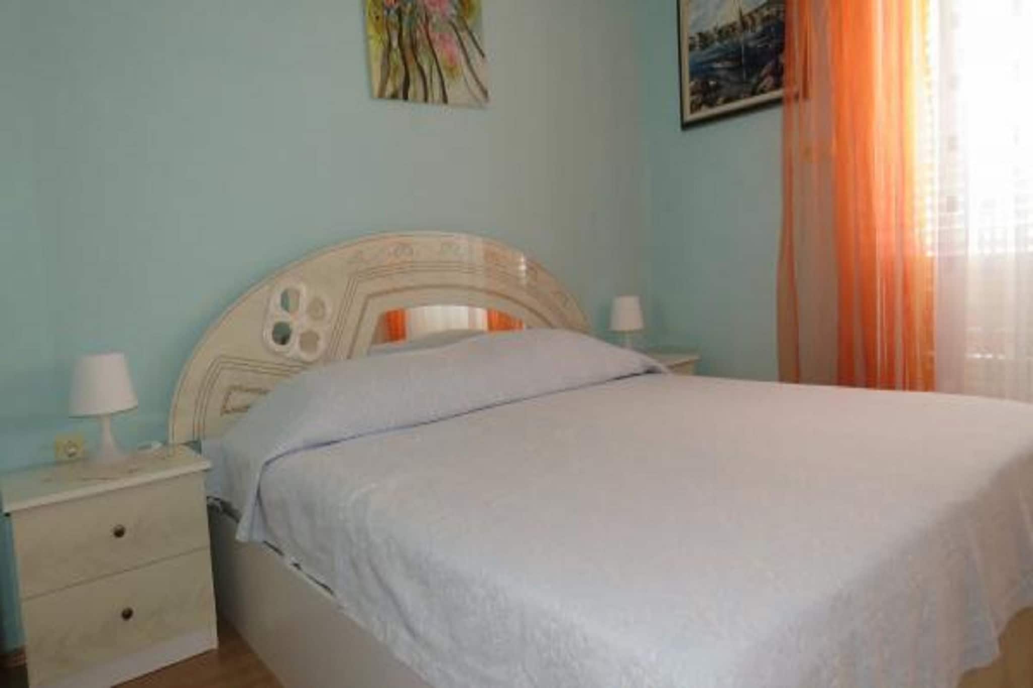 Serene Barbat Escape with Just Minutes from the Beach - One Bedroom Apartment with Balcony 1-Schlafzimmer