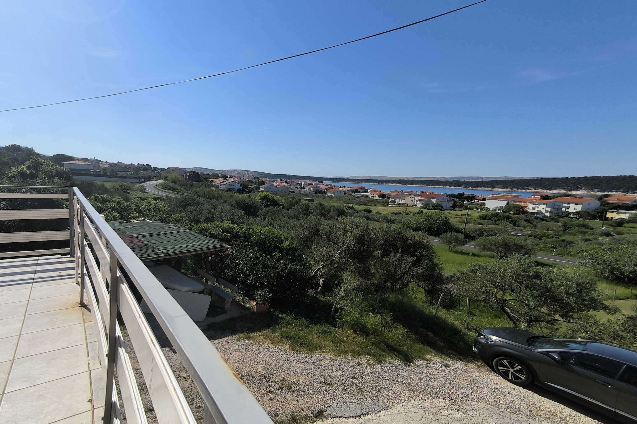 Serene Barbat Escape with Just Minutes from the Beach - One Bedroom Apartment with Balcony 3-Im Freien