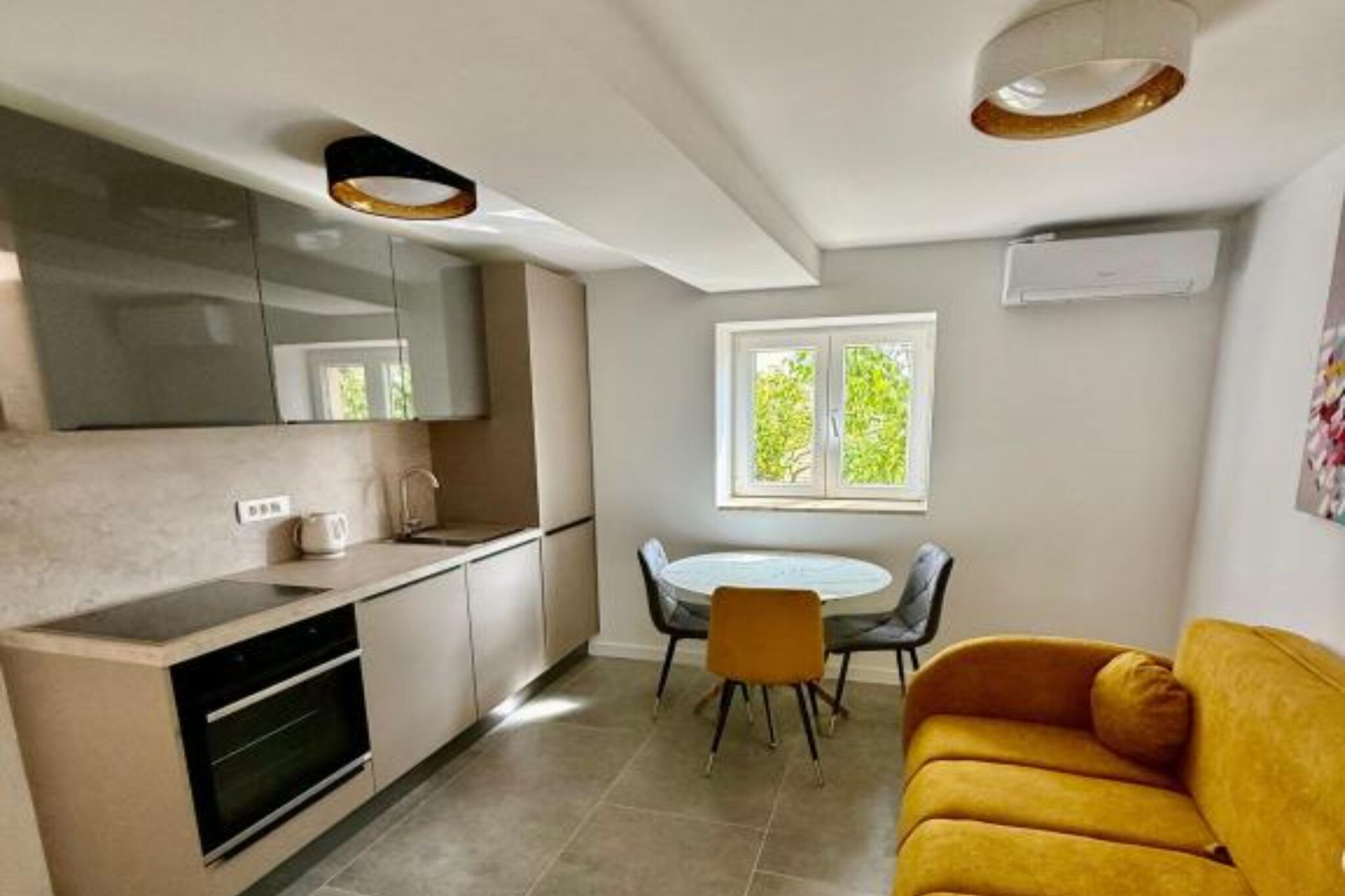 Four-Bedroom Apartment With Sea View