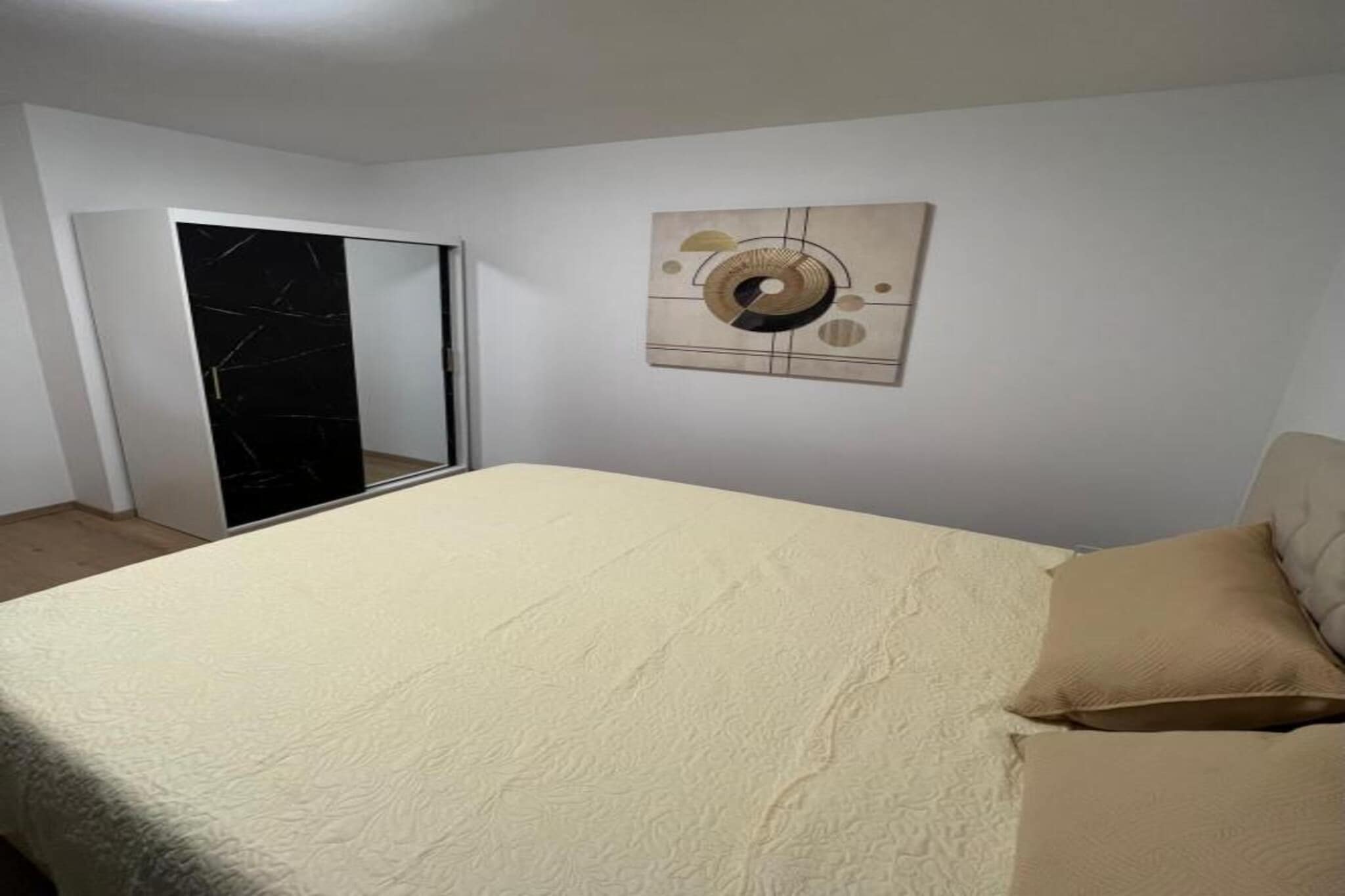 Two-Bedroom Apartment With Terrace-Schlafzimmer