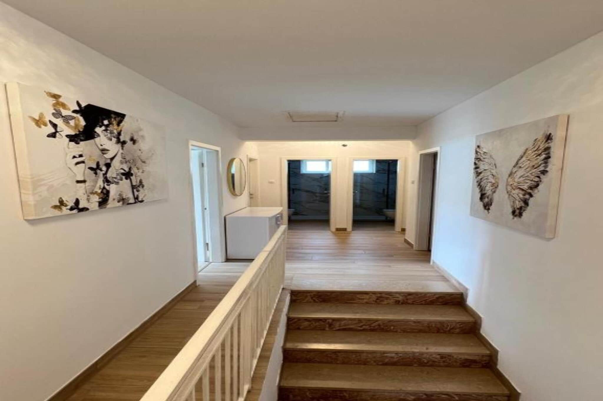 Two-Bedroom Apartment With Terrace-Innenbereich