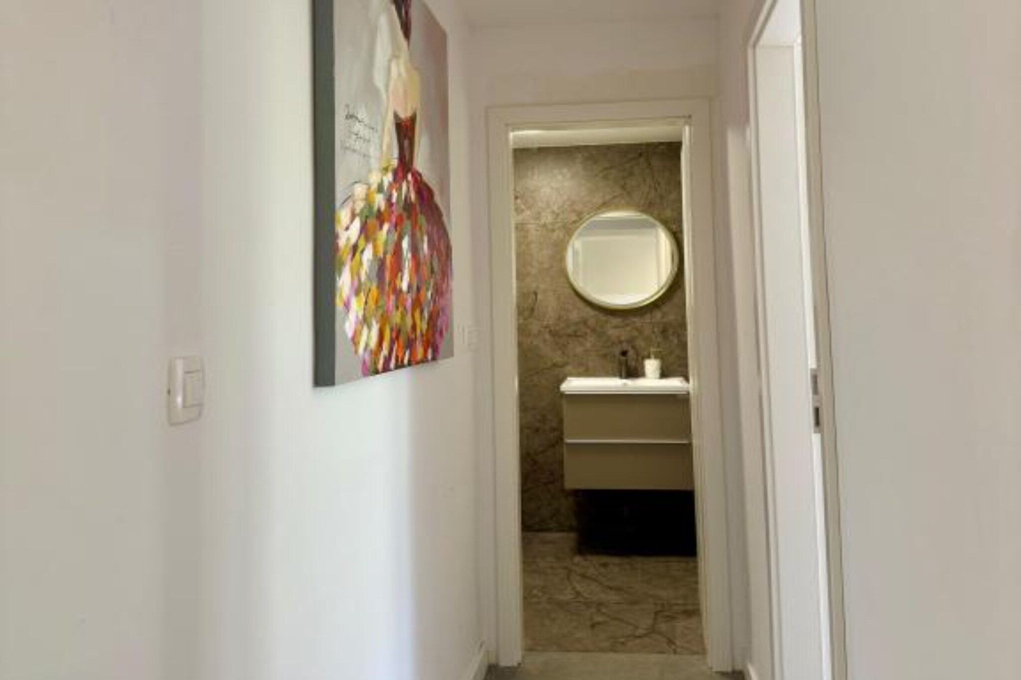 One-Bedroom Apartment With Terrace-Bathroom