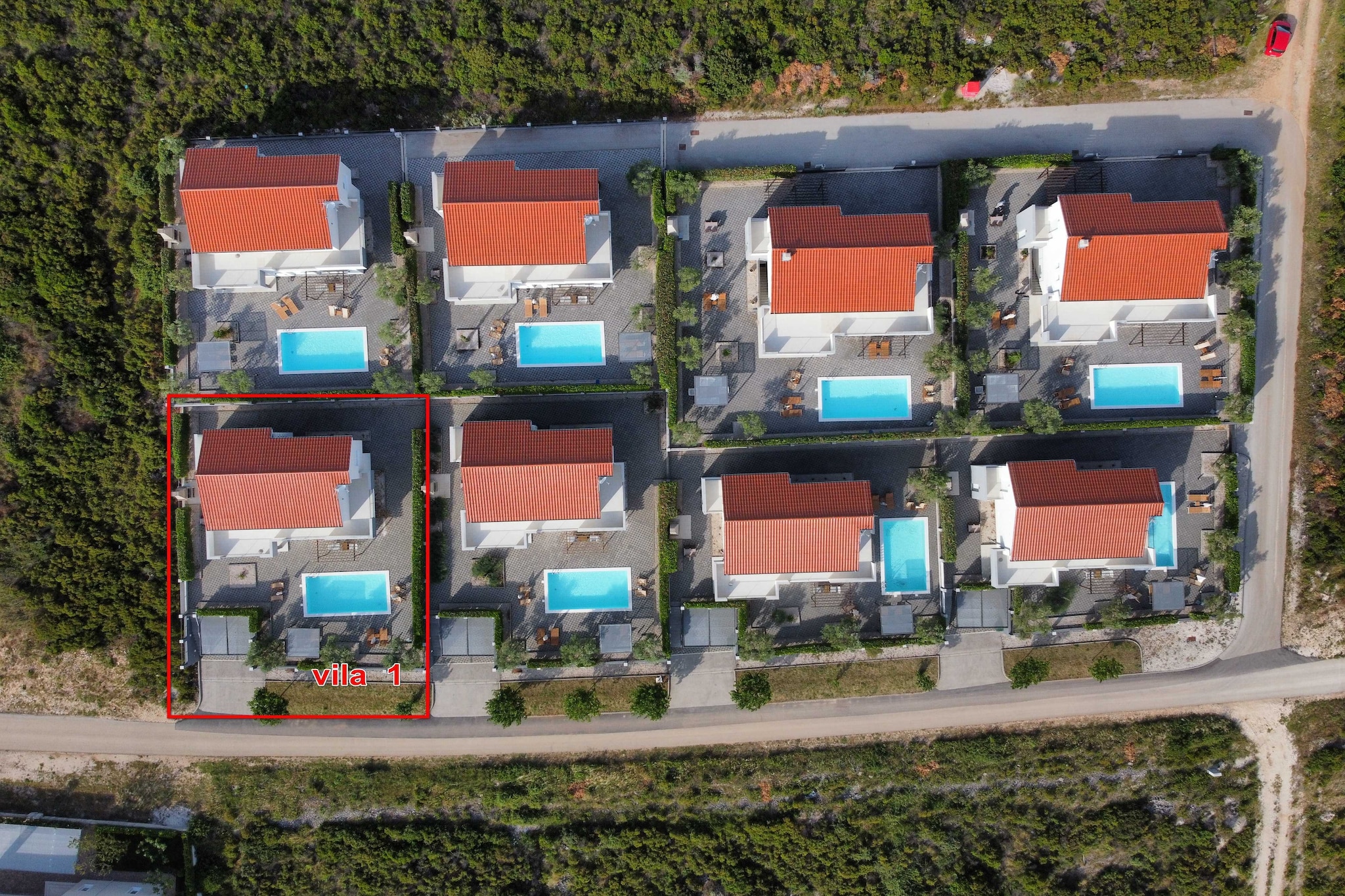 Luxury Escape with Swimming Pool & Modern Design - Four Bedroom Villa with Private Pool ( Villa 1)-Im Freien