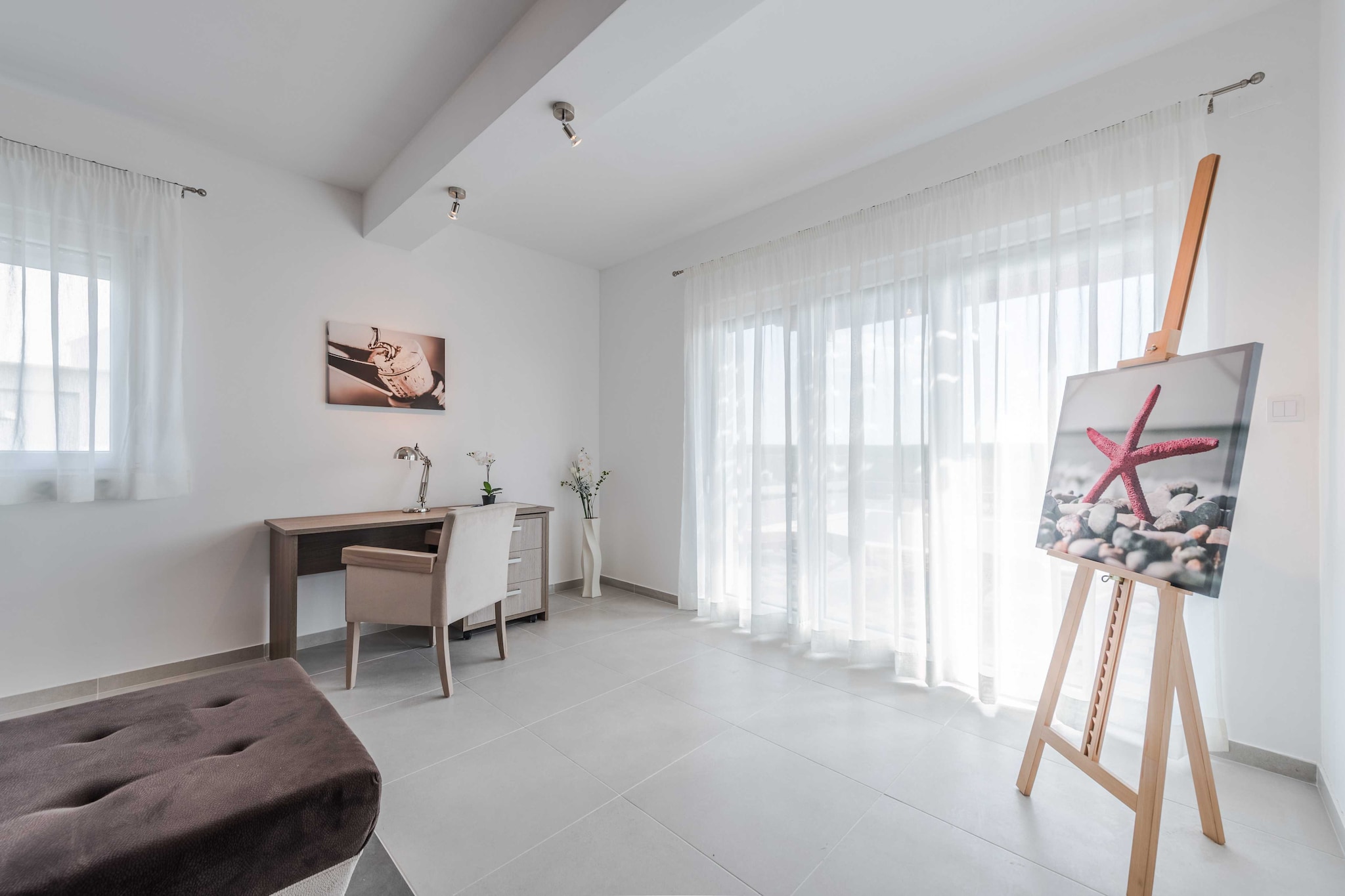 Luxury Escape with Swimming Pool & Modern Design - Superior Four Bedroom Villa with Private Pool ( Villa 2)-Wohnzimmer