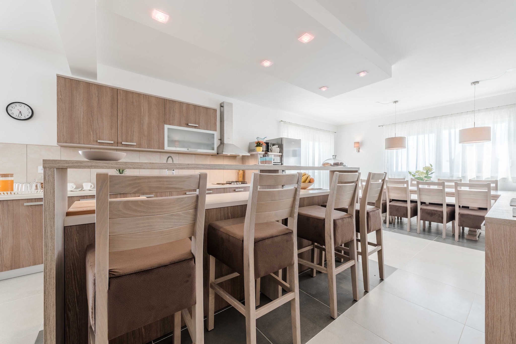 Luxury Escape with Swimming Pool & Modern Design - Comfort Four Bedroom Villa with Sea View and Private Pool ( Villa 7)-Küche
