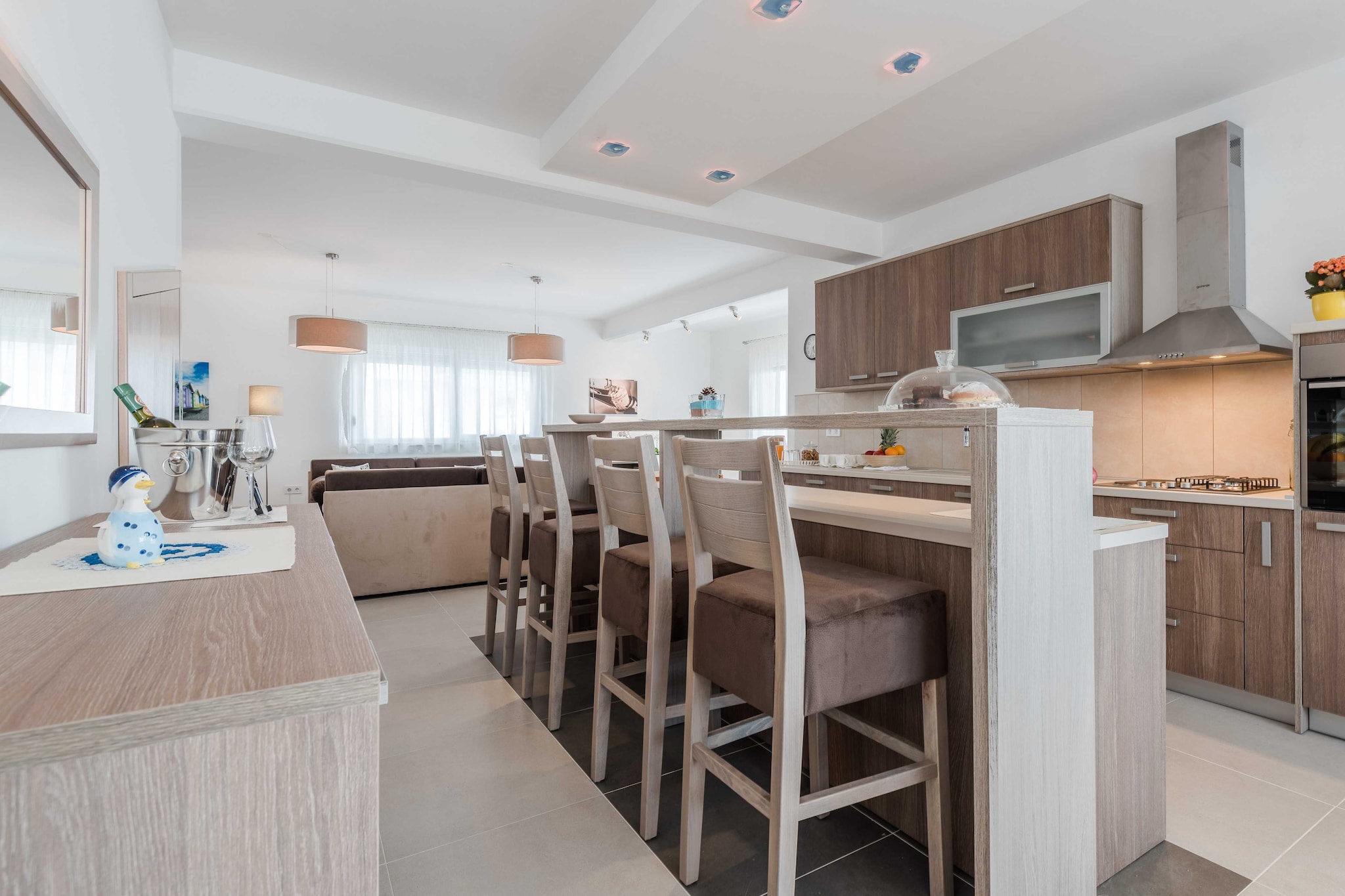 Luxury Escape with Swimming Pool & Modern Design - Comfort Four Bedroom Villa with Sea View and Private Pool ( Villa 7)-Küche