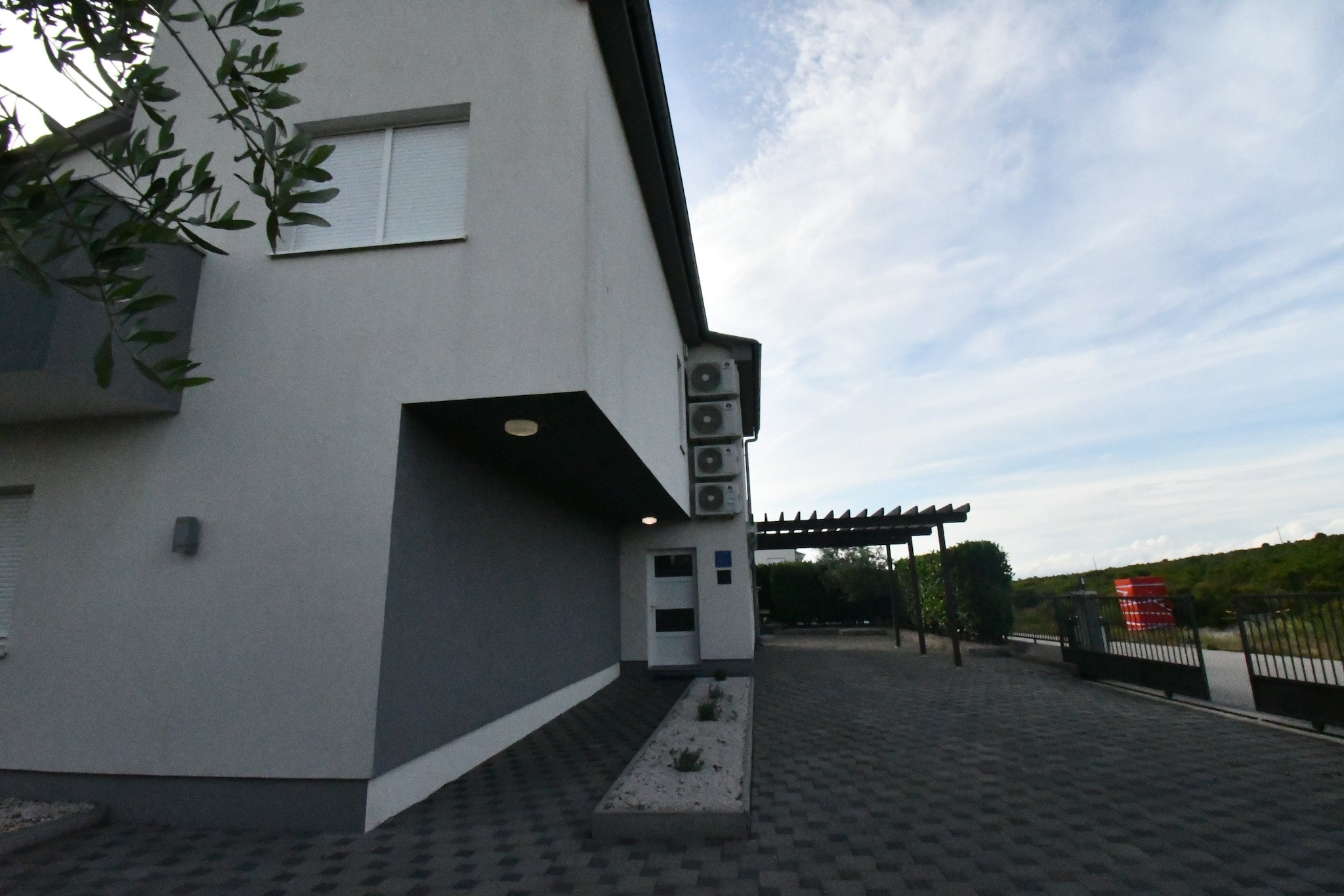 Luxury Escape with Swimming Pool & Modern Design - Deluxe Four Bedroom Villa with Sea View and Private Pool (Villa 5)-Im Freien