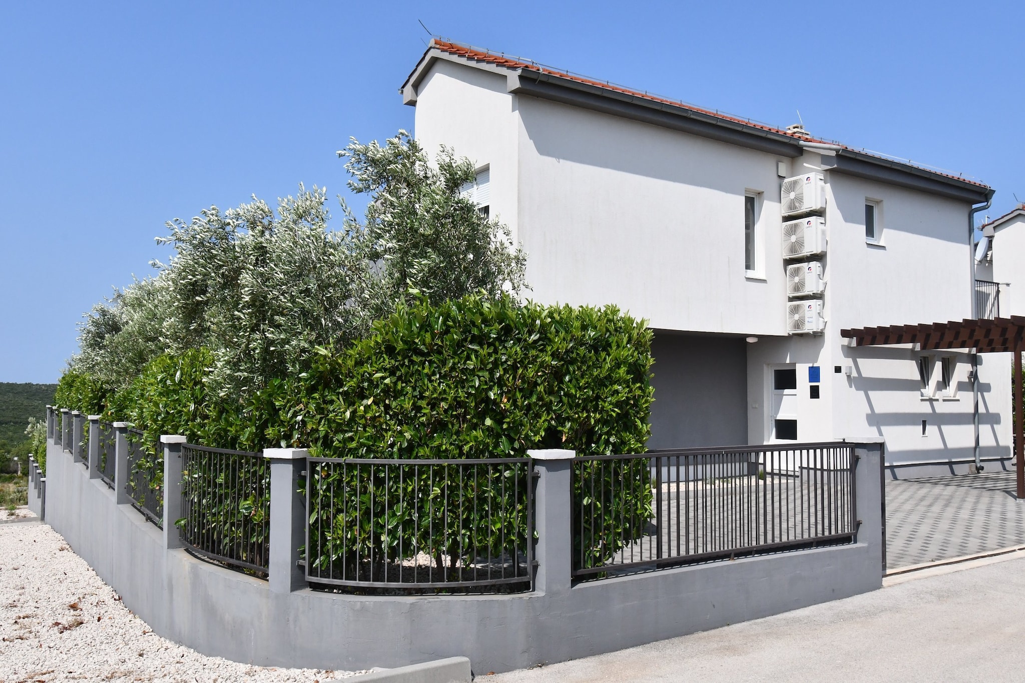 Luxury Escape with Swimming Pool & Modern Design - Deluxe Four Bedroom Villa with Sea View and Private Pool (Villa 5)-Im Freien