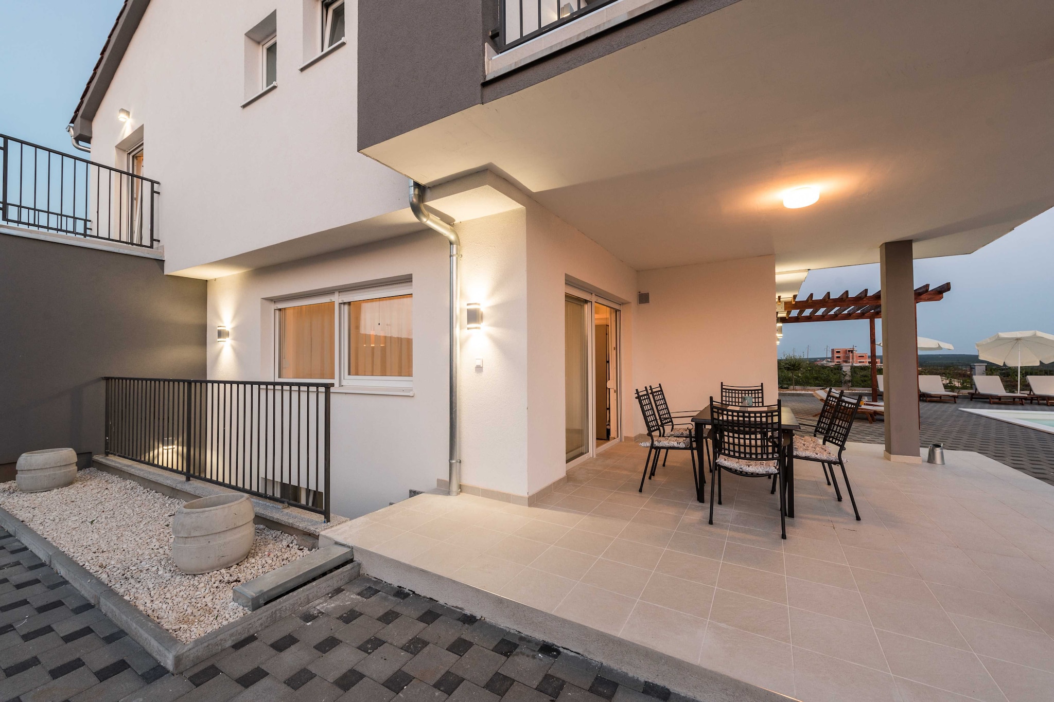 Luxury Escape with Swimming Pool & Modern Design - Deluxe Four Bedroom Villa with Sea View and Private Pool (Villa 5)-Im Freien