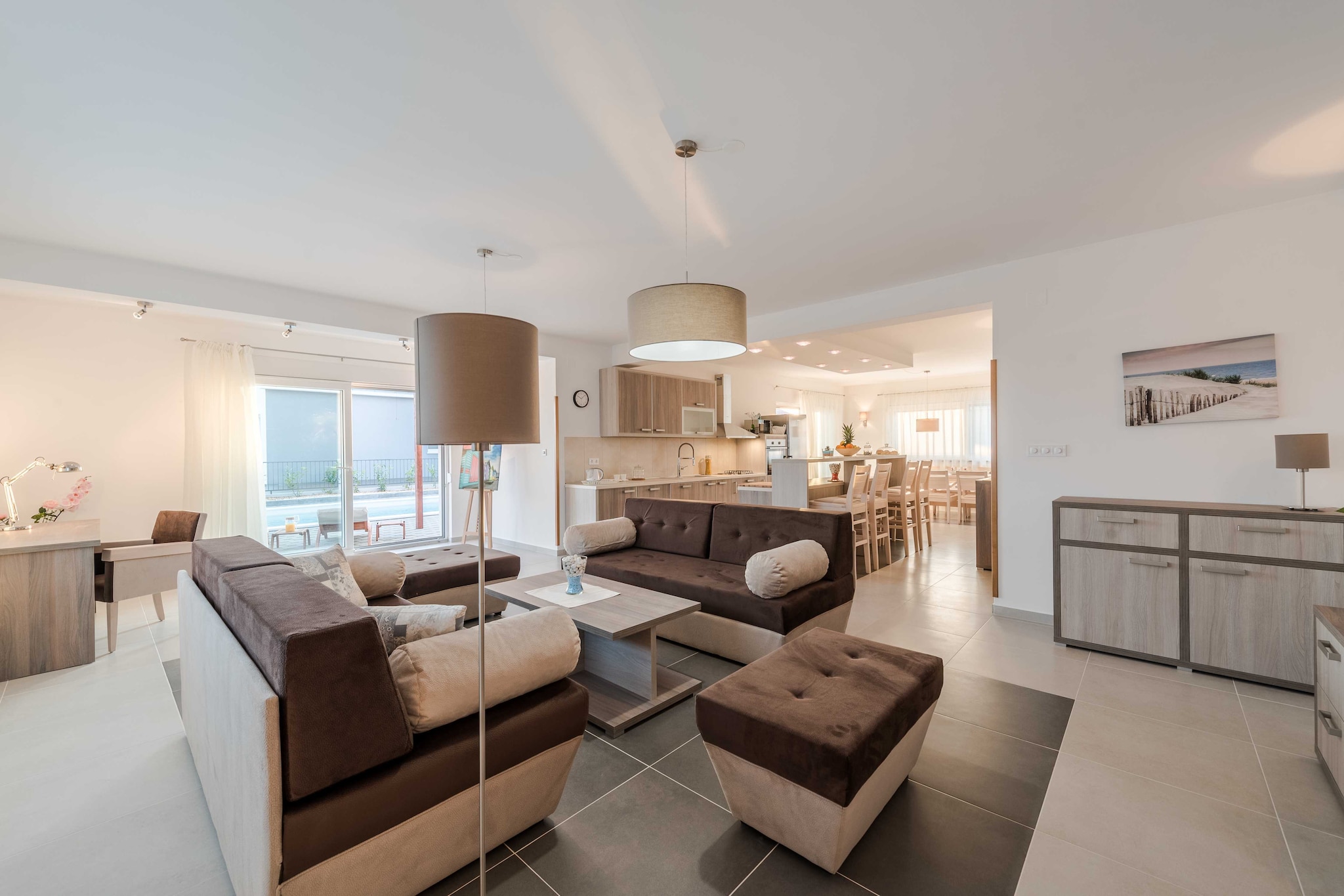 Luxury Escape with Swimming Pool & Modern Design -Deluxe Four Bedroom Villa with Private Pool (Villa 6)-Wohnzimmer
