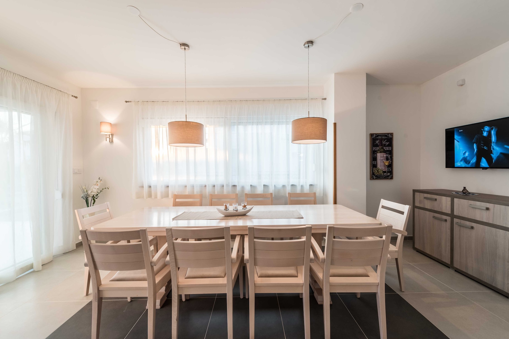 Luxury Escape with Swimming Pool & Modern Design -Deluxe Four Bedroom Villa with Private Pool (Villa 6)-Wohnzimmer
