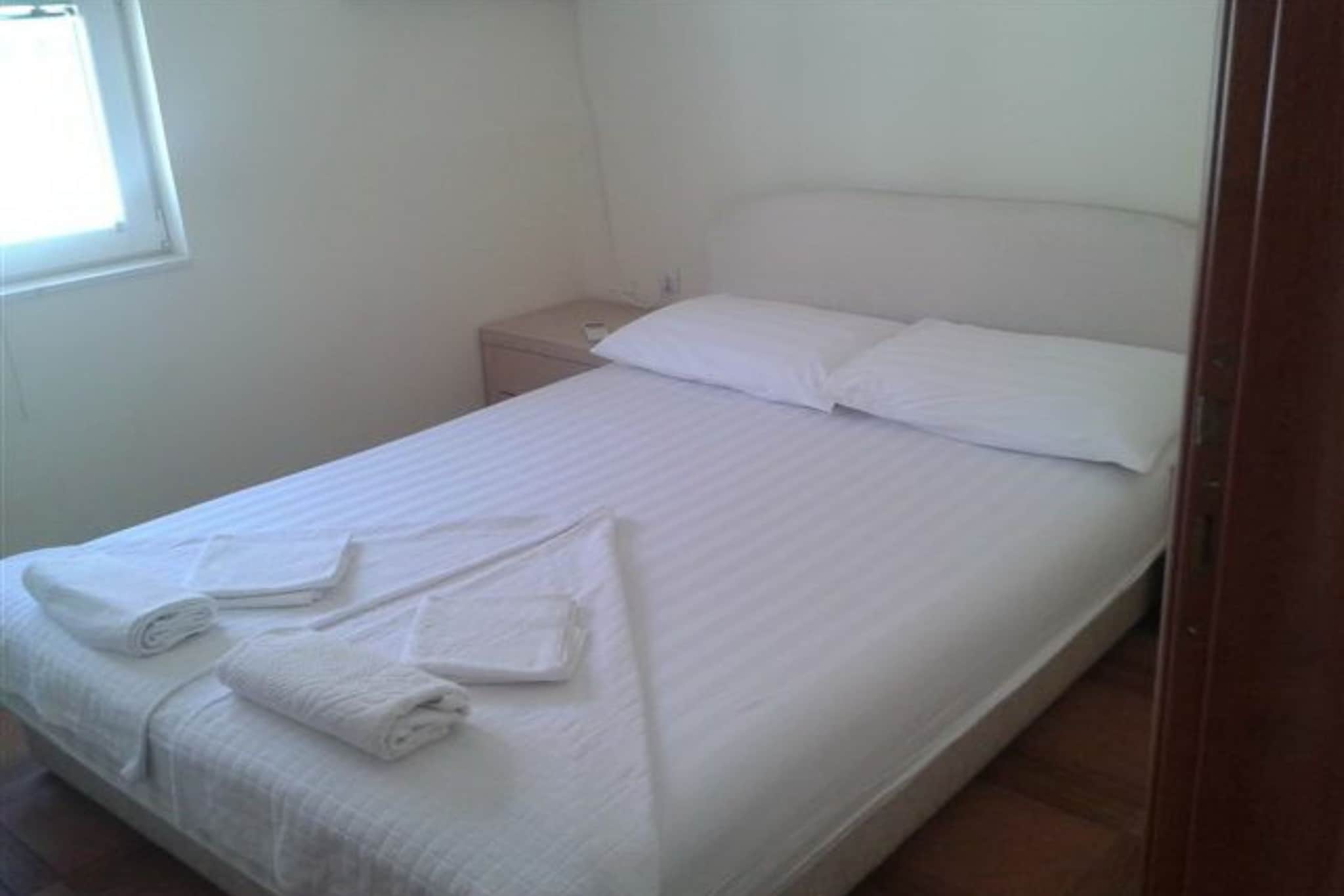 Villa Apartments Kumbor President - Two Bedroom Apartment With Sea View (Aruba)-Chambre