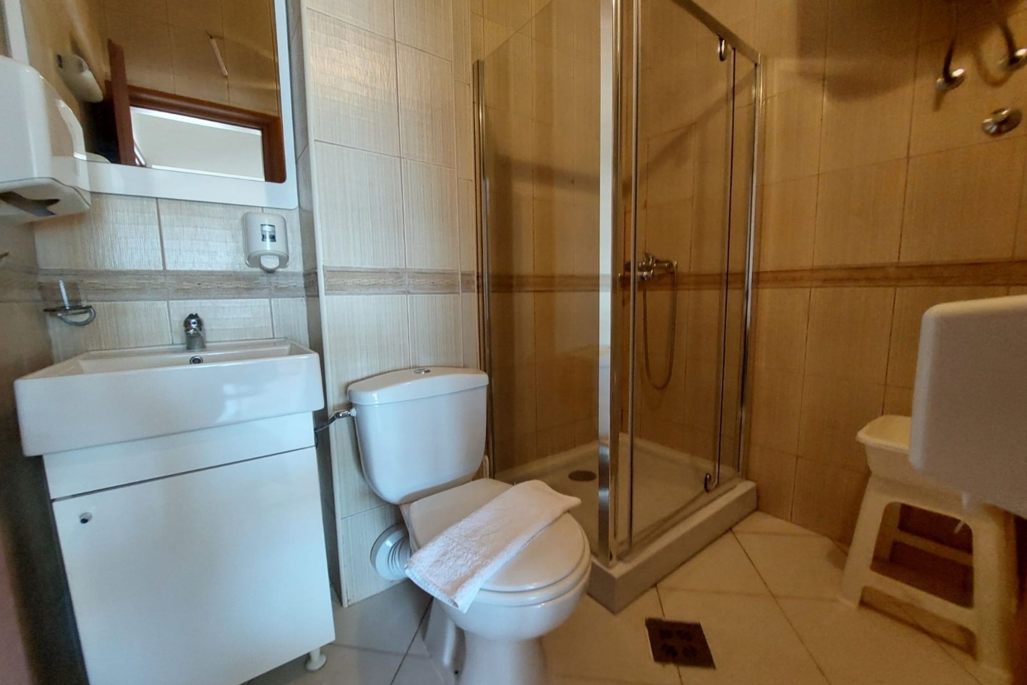 Villa Apartments Kumbor President- Two Bedroom Apartment With Sea View (Alba)-Salle de bain
