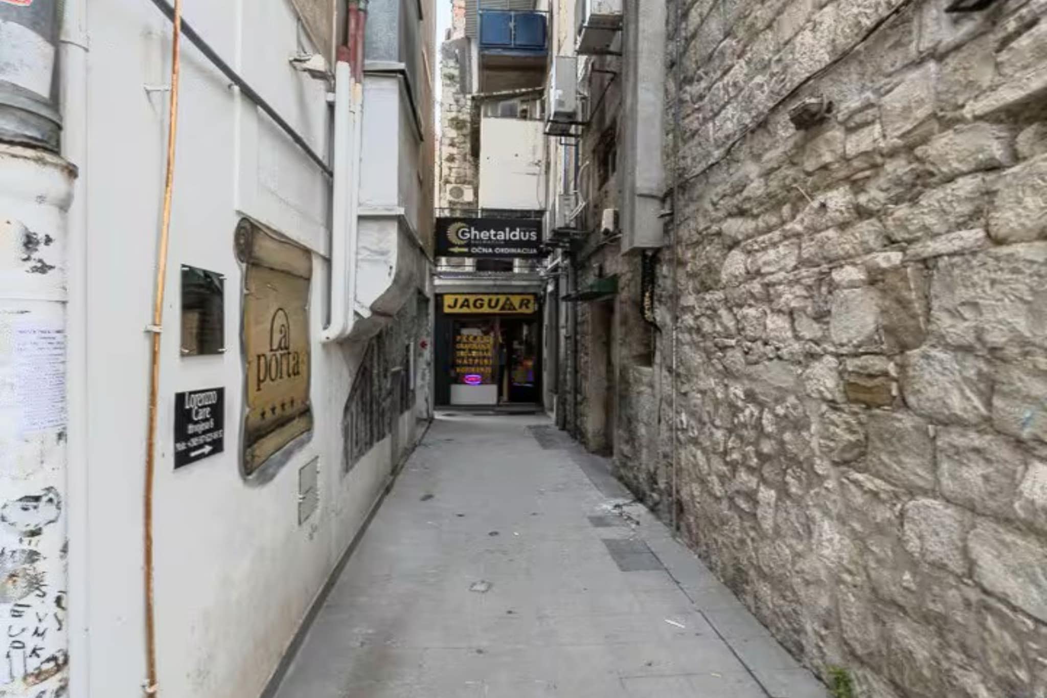 Silver Gate Rooms-Diocletian's Palace - Twin Room-Im Freien