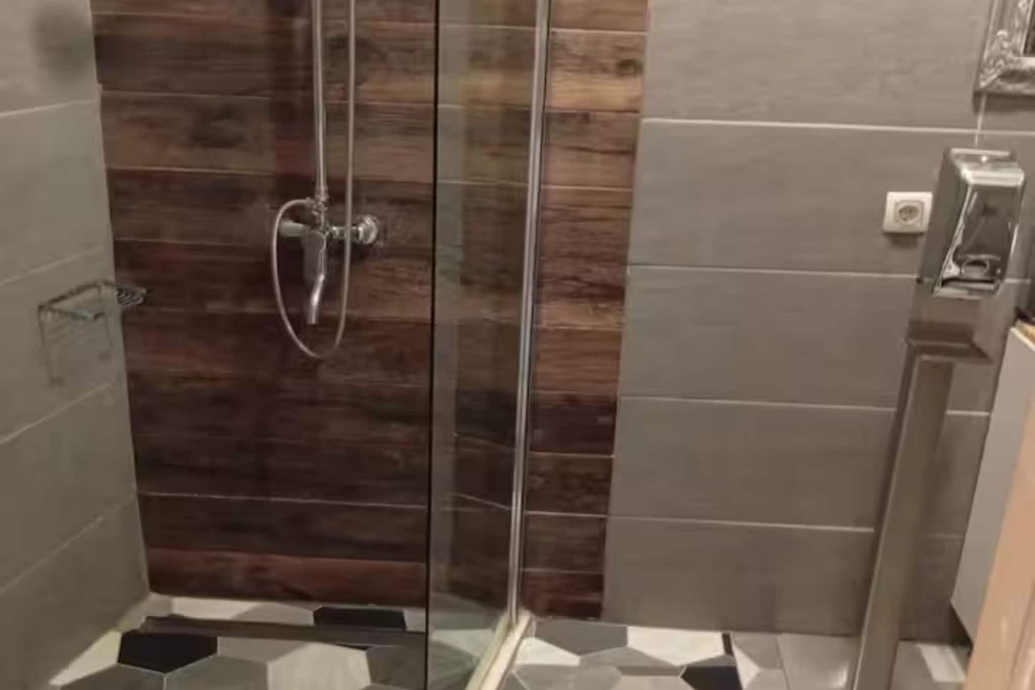 Silver Gate Rooms-Diocletian's Palace - Twin Room-Badezimmer