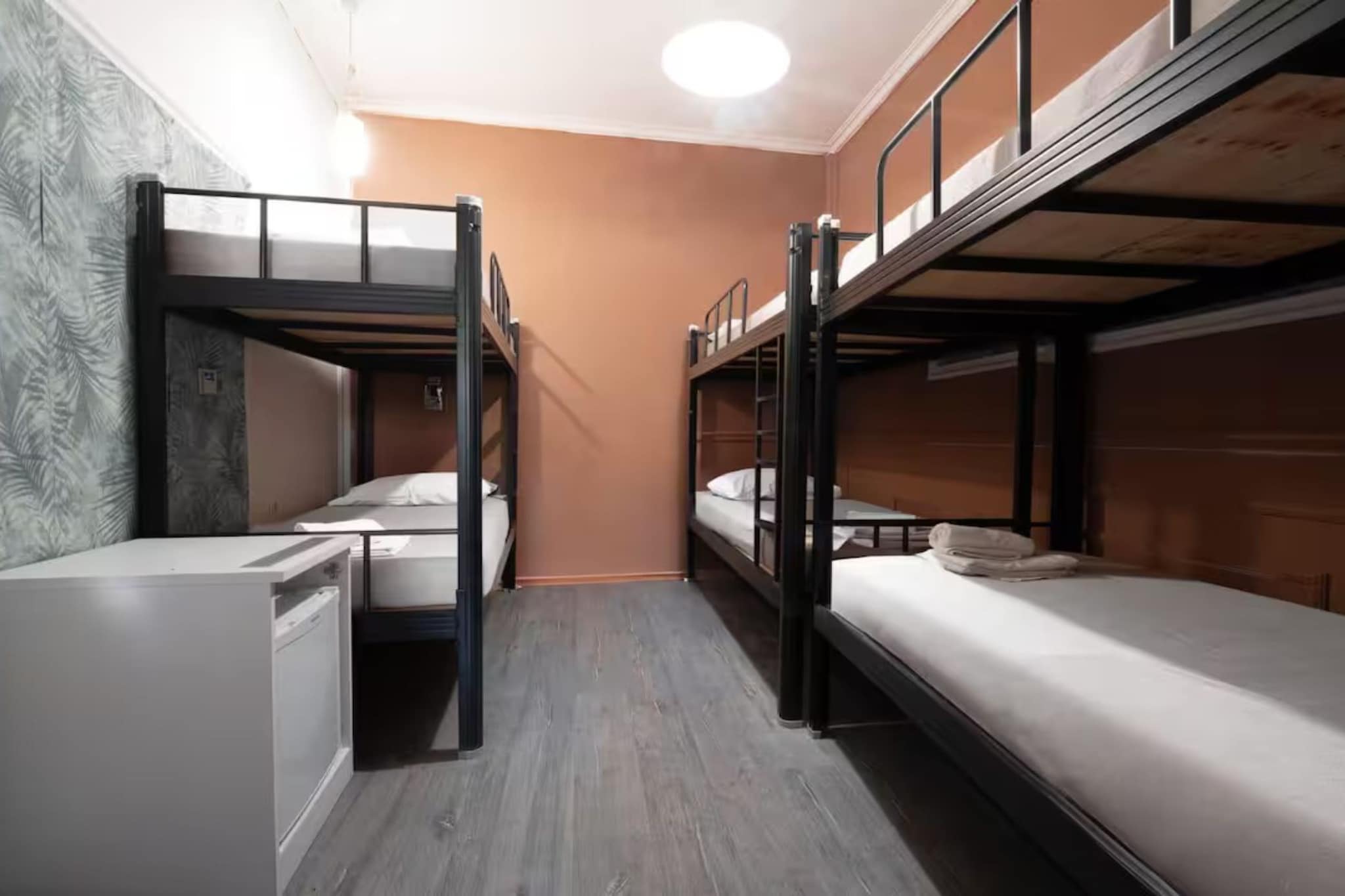 Silver Gate Rooms-Diocletian's Palace - Six-Bed Room