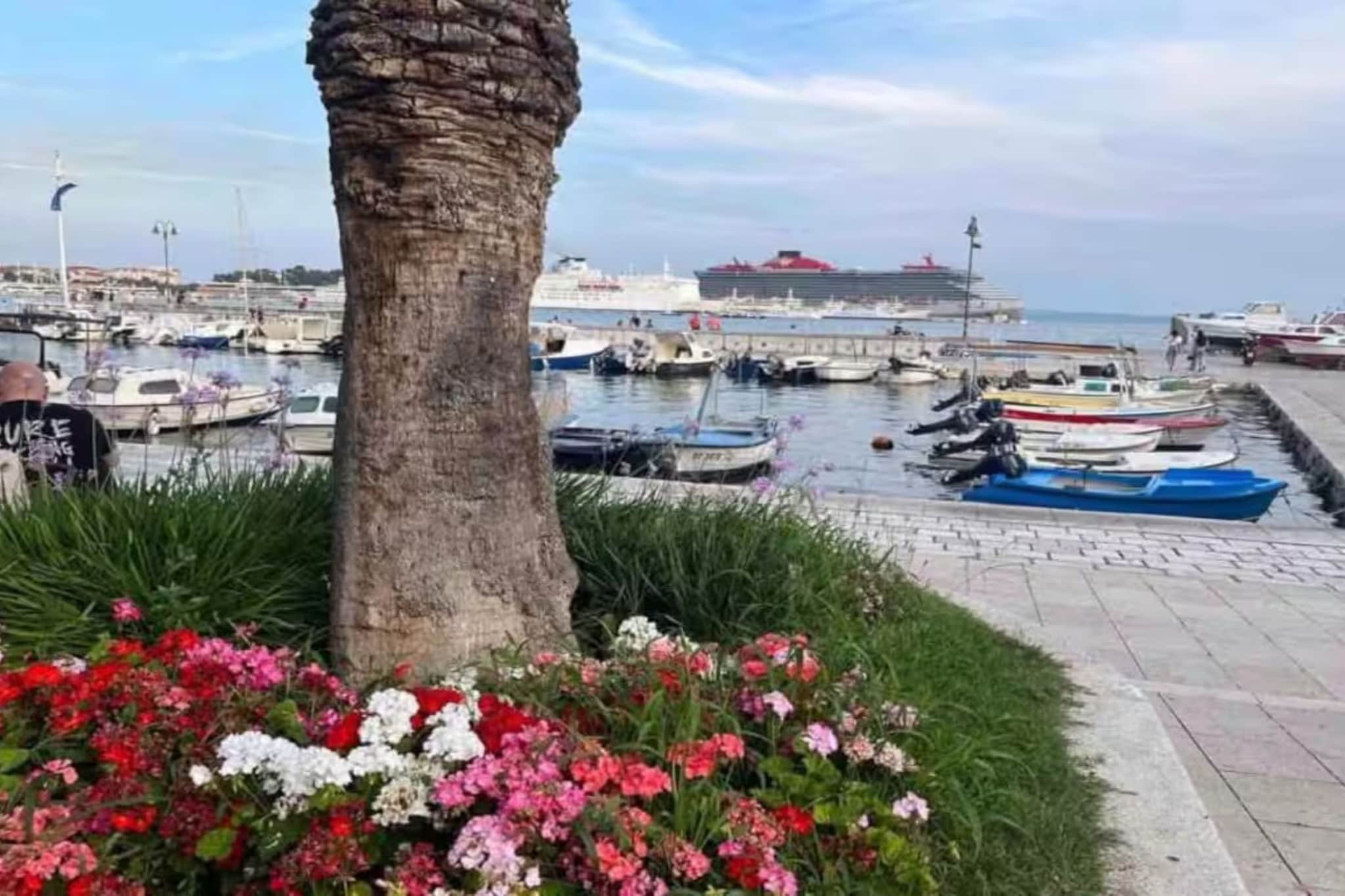 Silver Gate Rooms-Diocletian's Palace - Six-Bed Room-Uitzicht