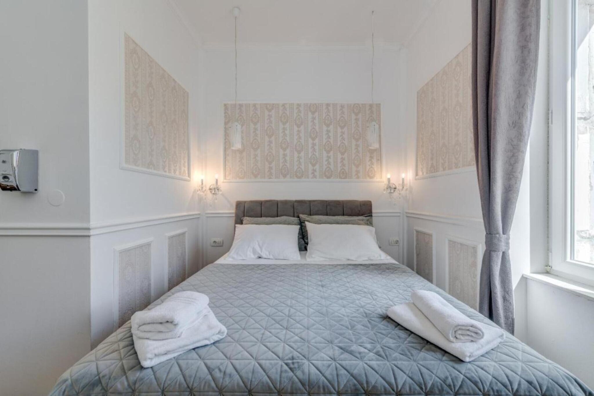 Silver Gate Rooms-Diocletian's Palace - Double Room