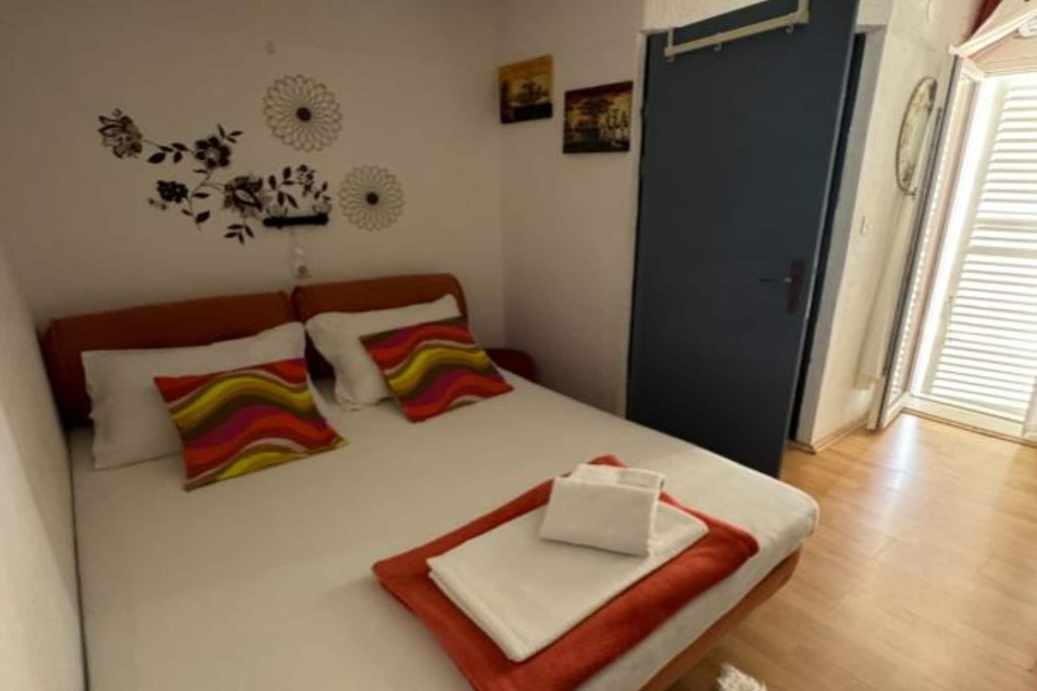 Duga House Room S6
