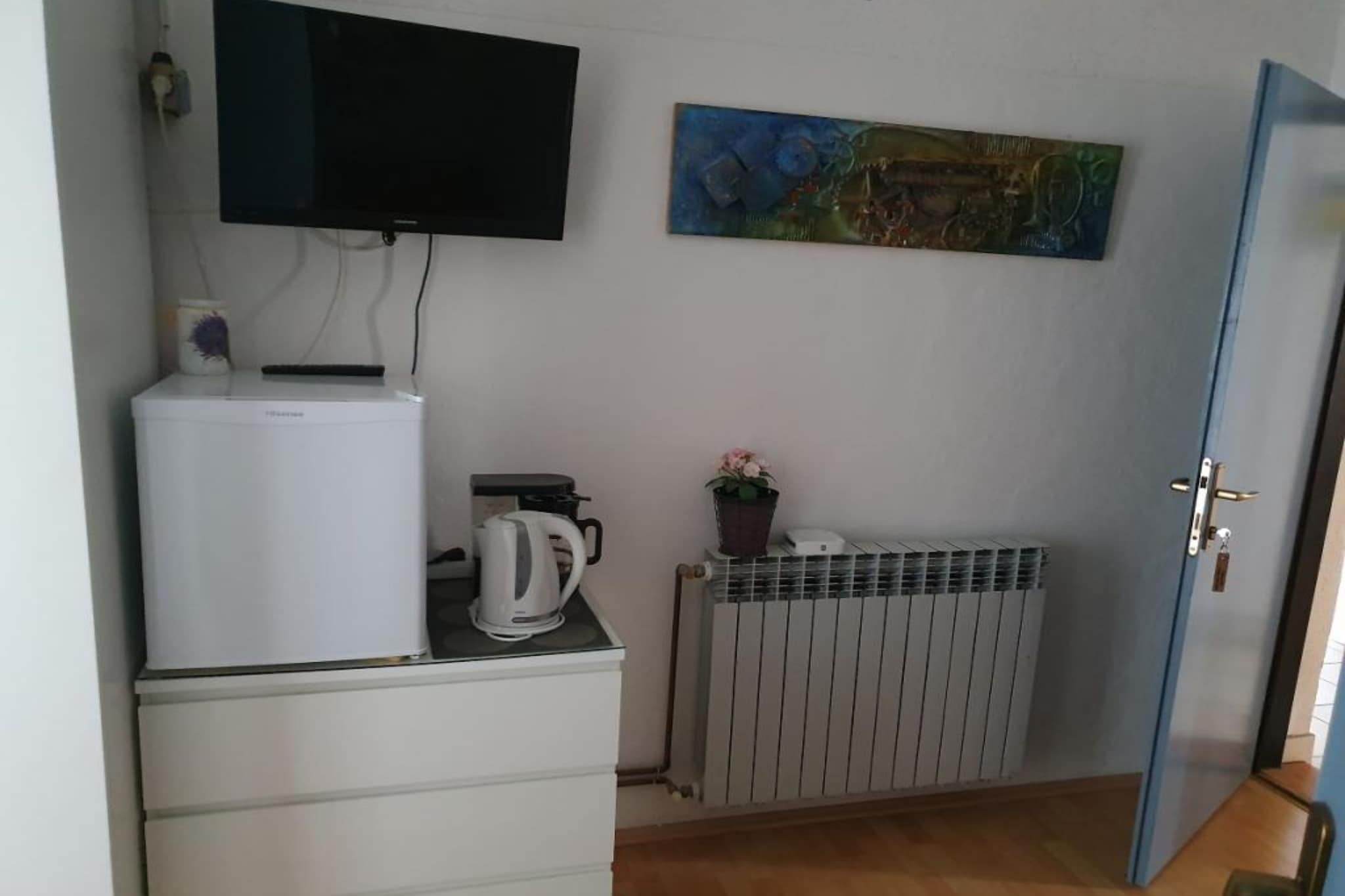 Duga House Room S6
