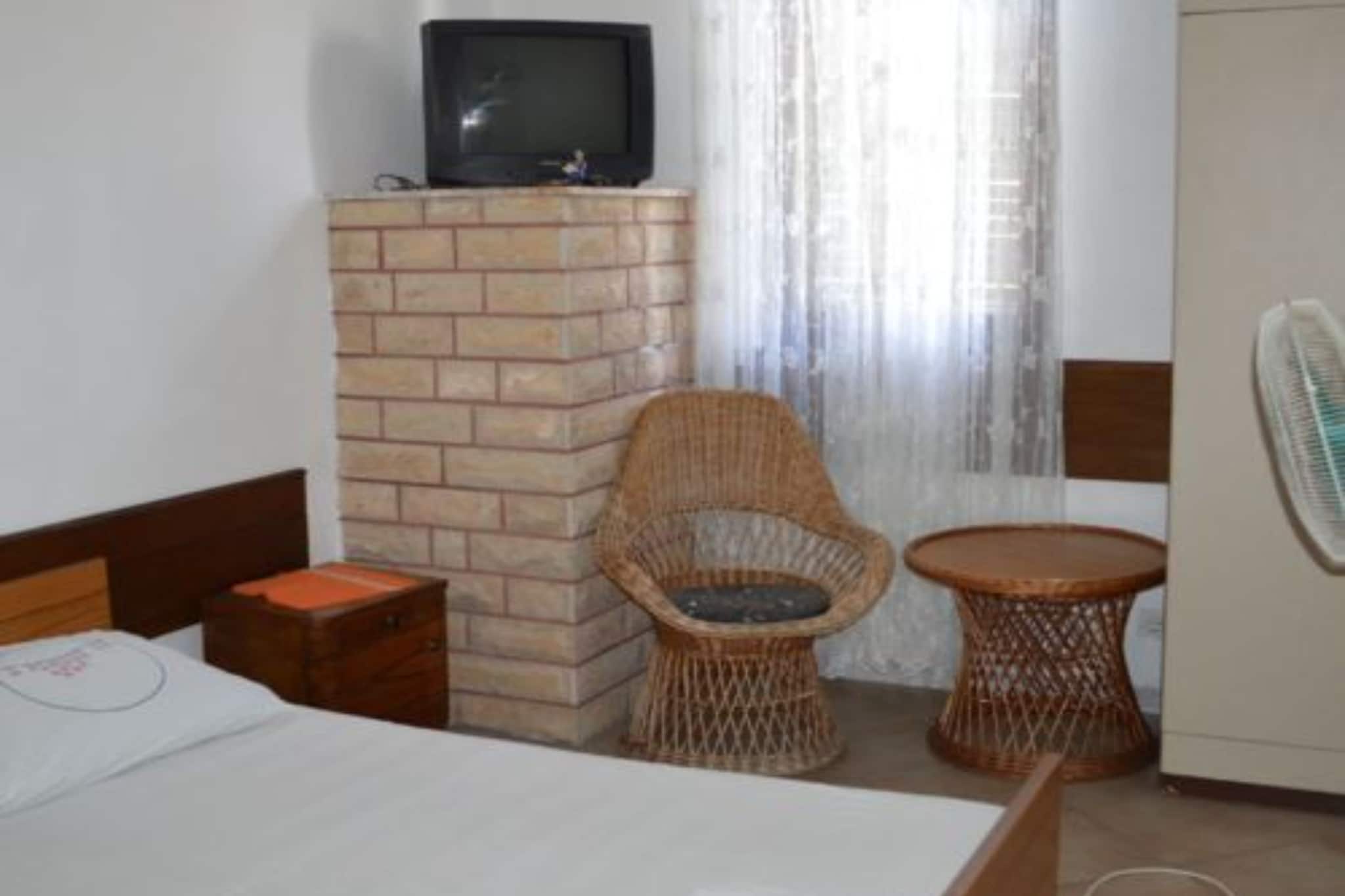 Apartments Miki Rogoznica - Comfort Two Bedroom Apartment with Terrace-Chambre