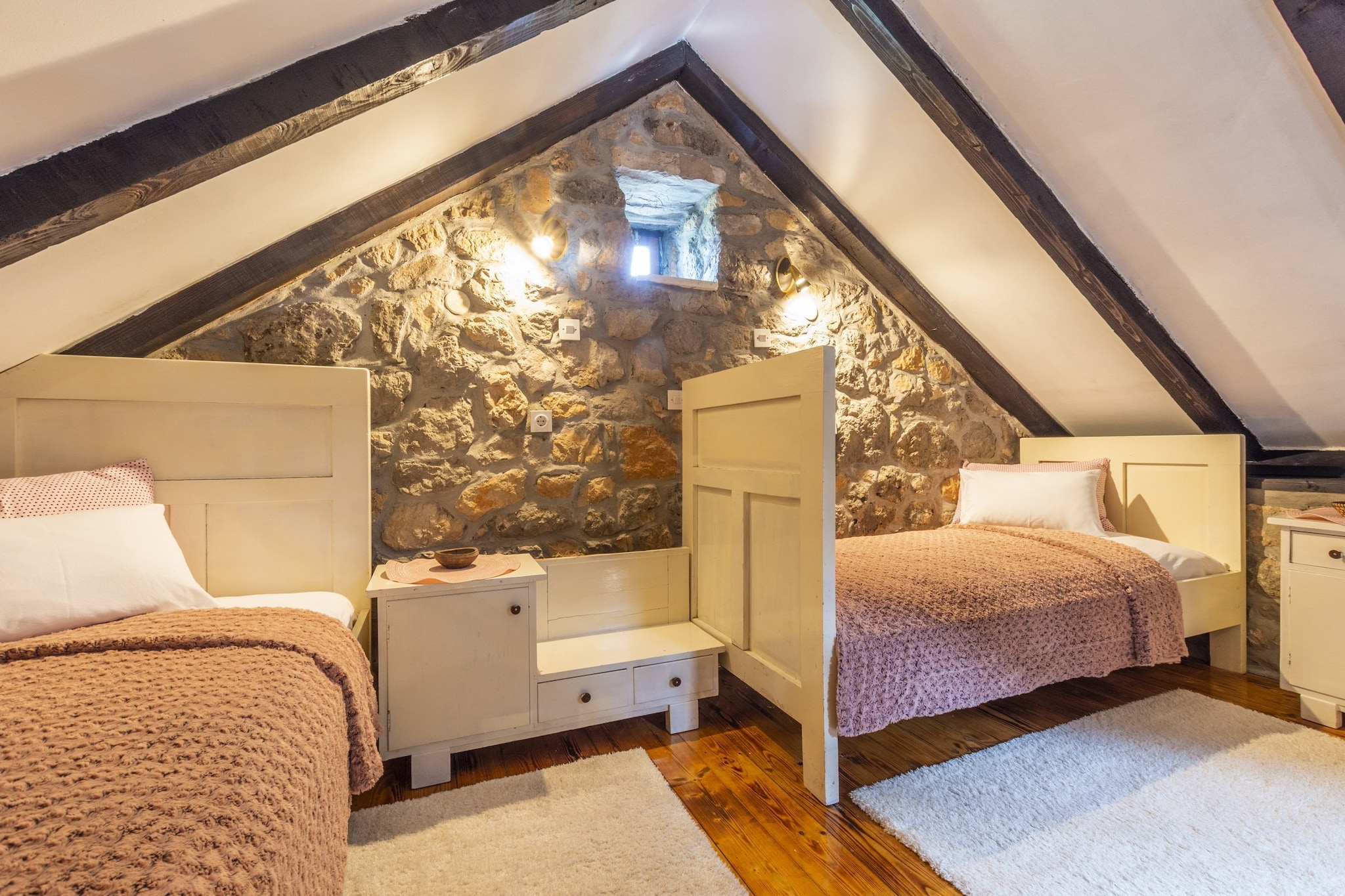 Rustical Resort Kokorići with Shared Outdoor Swimming Pool - One Bedroom Apartment-Chambre