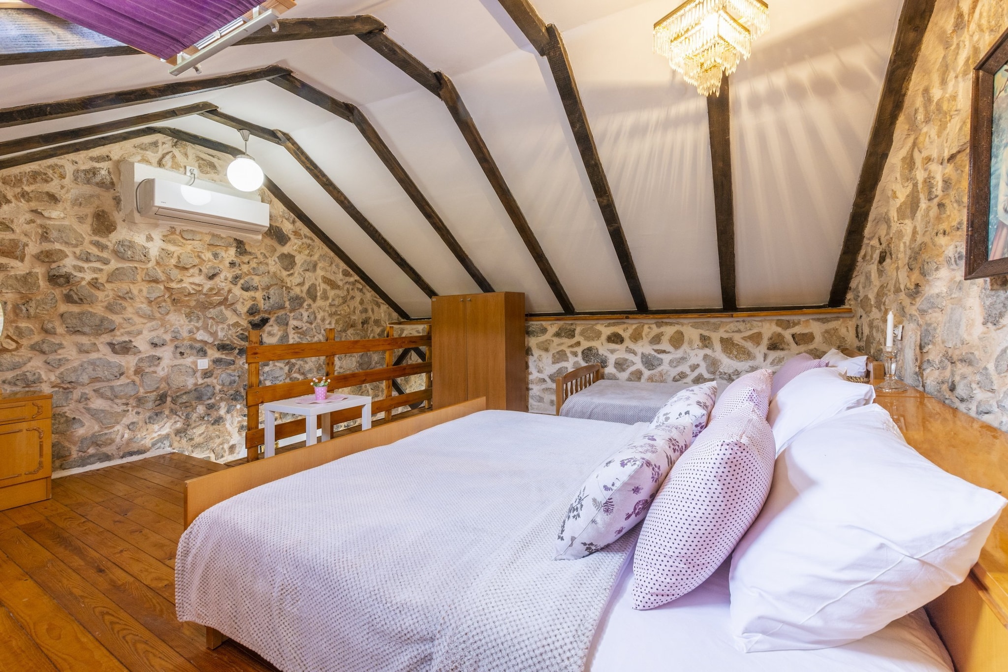 Rustical Resort Kokorići with Shared Outdoor Swimming Pool - One Bedroom Apartment with Terrace-Chambre