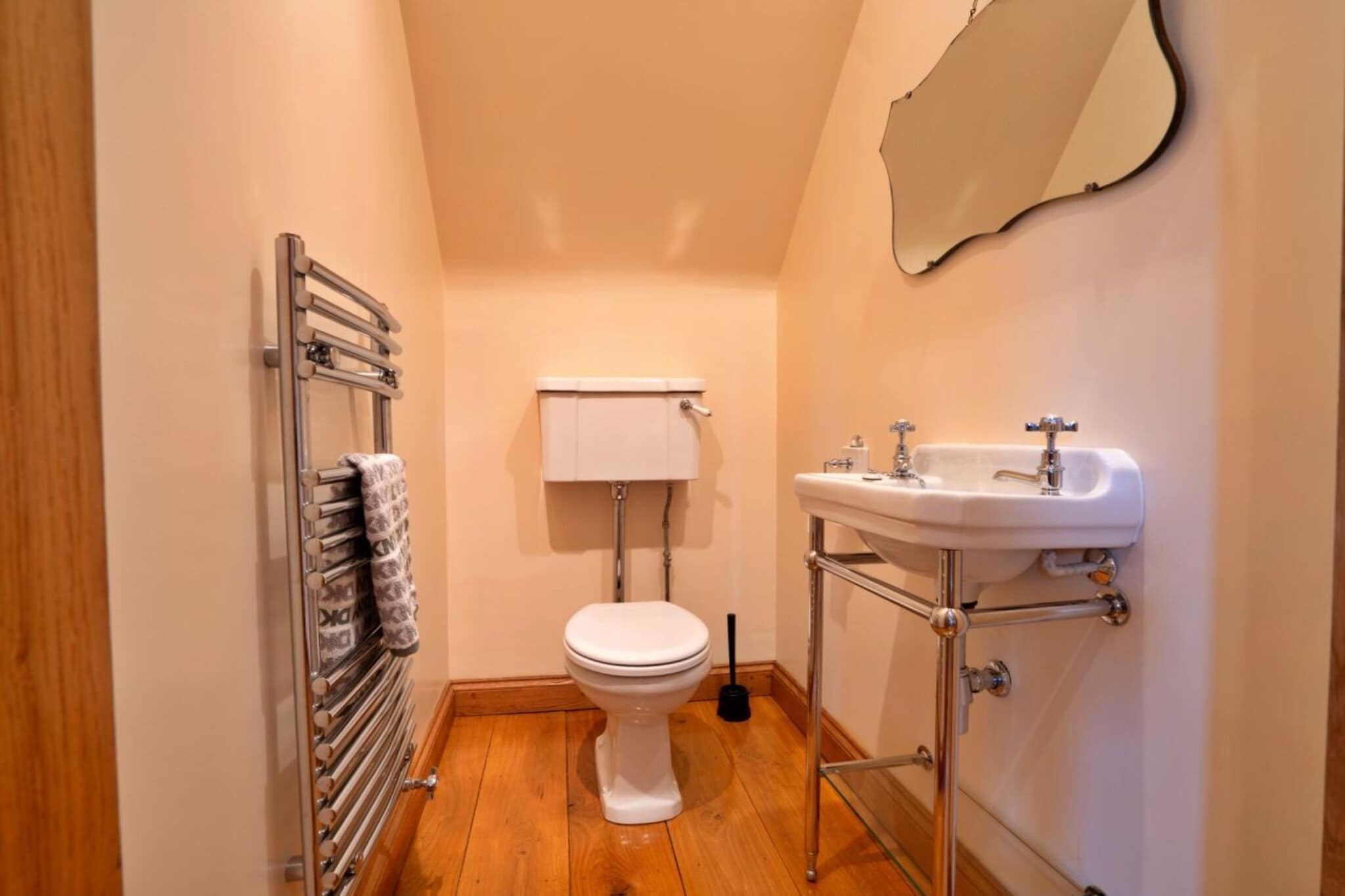 Rough Close Farm Cottage - Bathroom