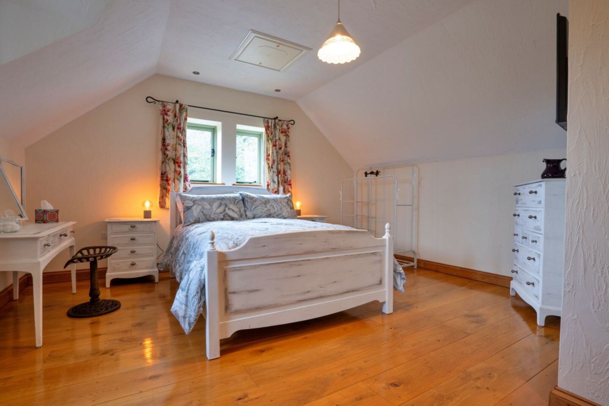 Rough Close Farm Cottage - Bedroom