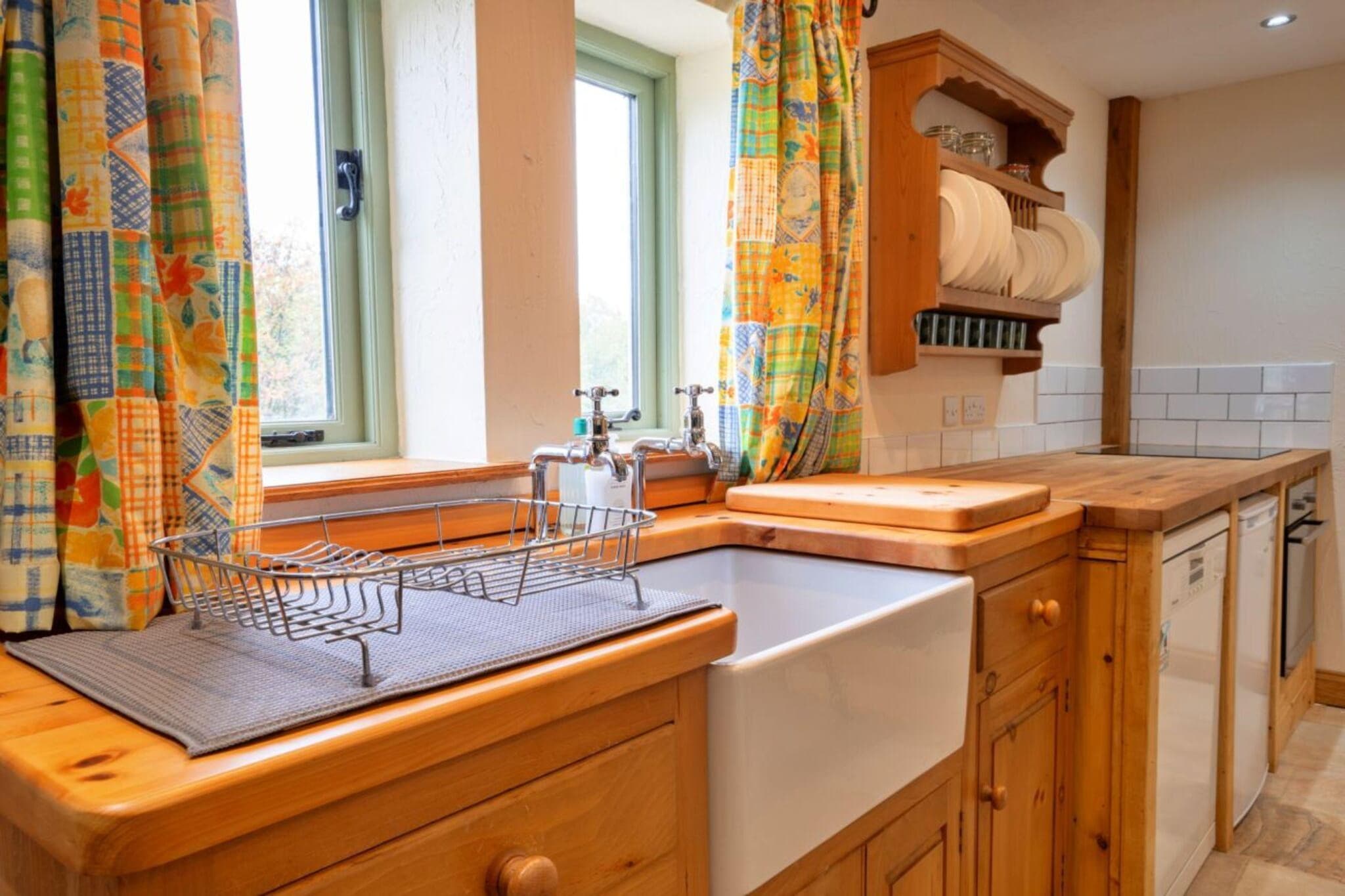Rough Close Farm Cottage - Kitchen